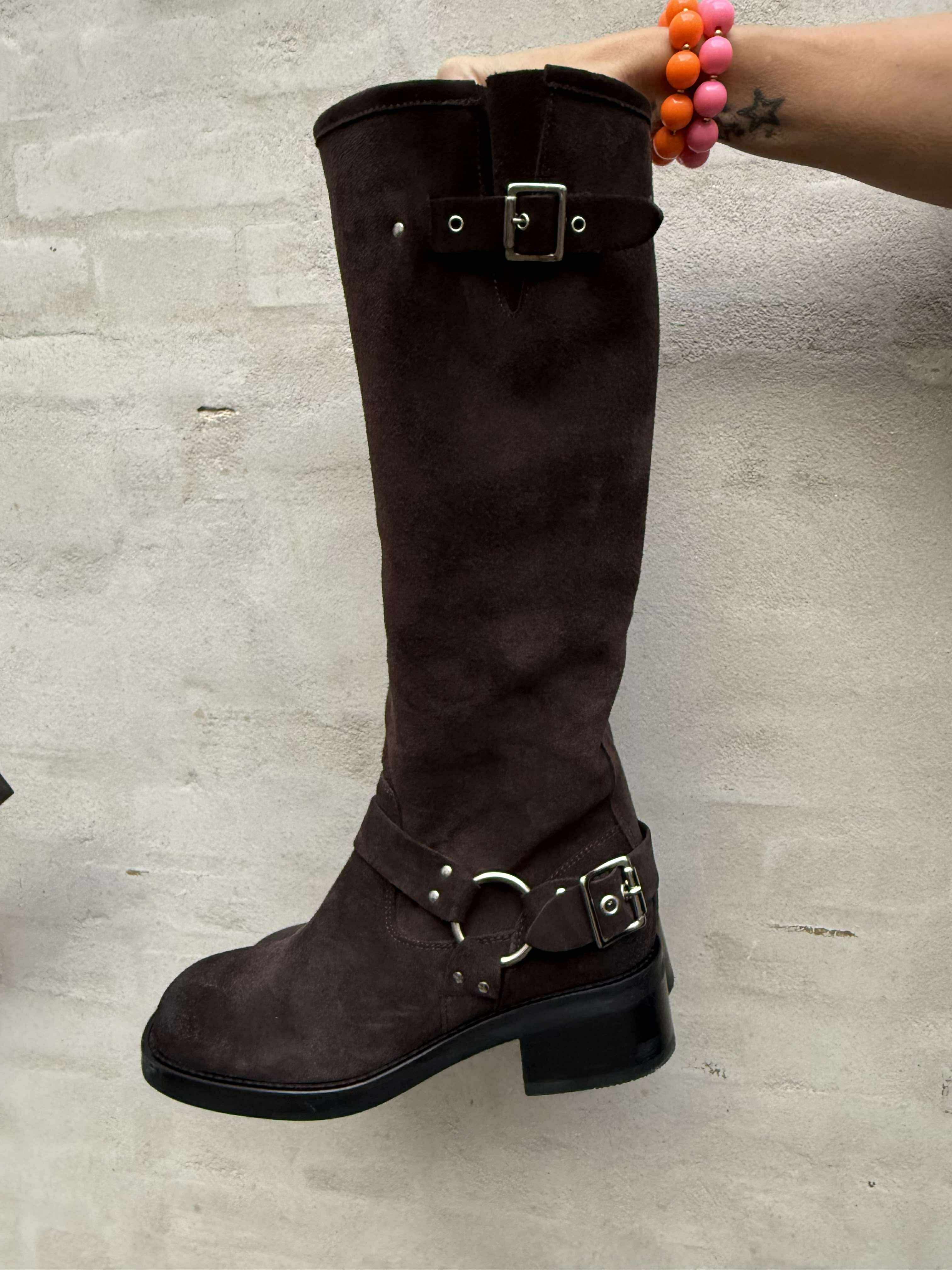 Ellie Boots - Mocca Suede