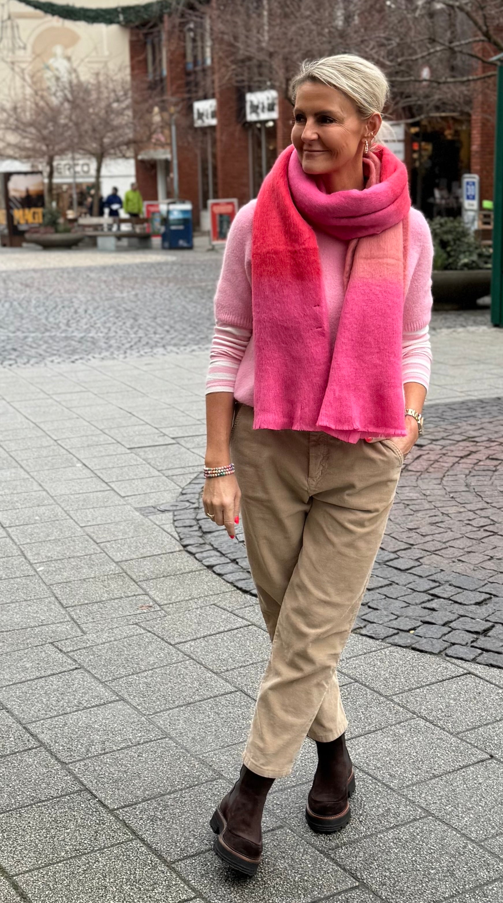 CHILL soft winter scarf - Red Pink