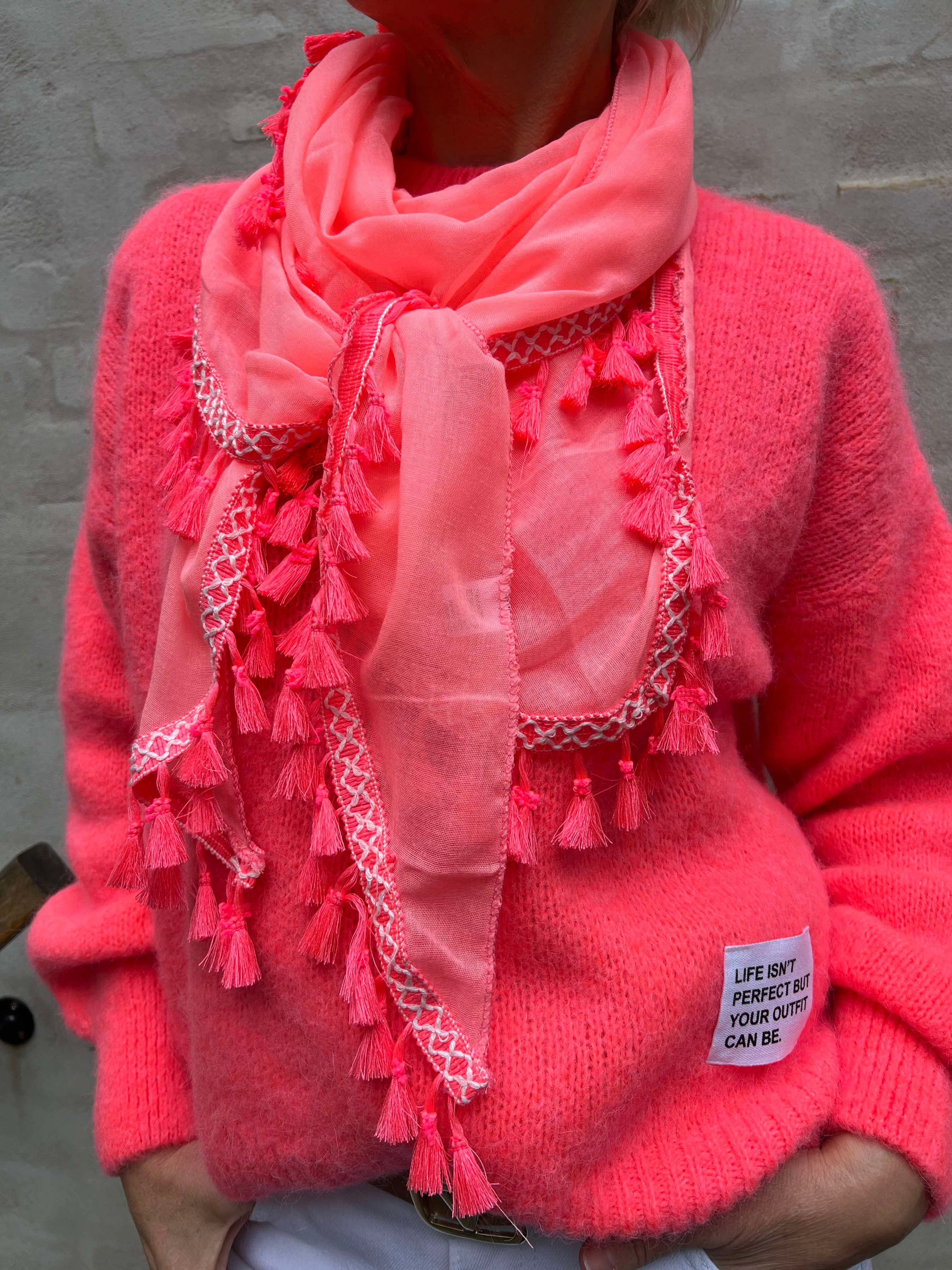 Neon coral scarf triangel