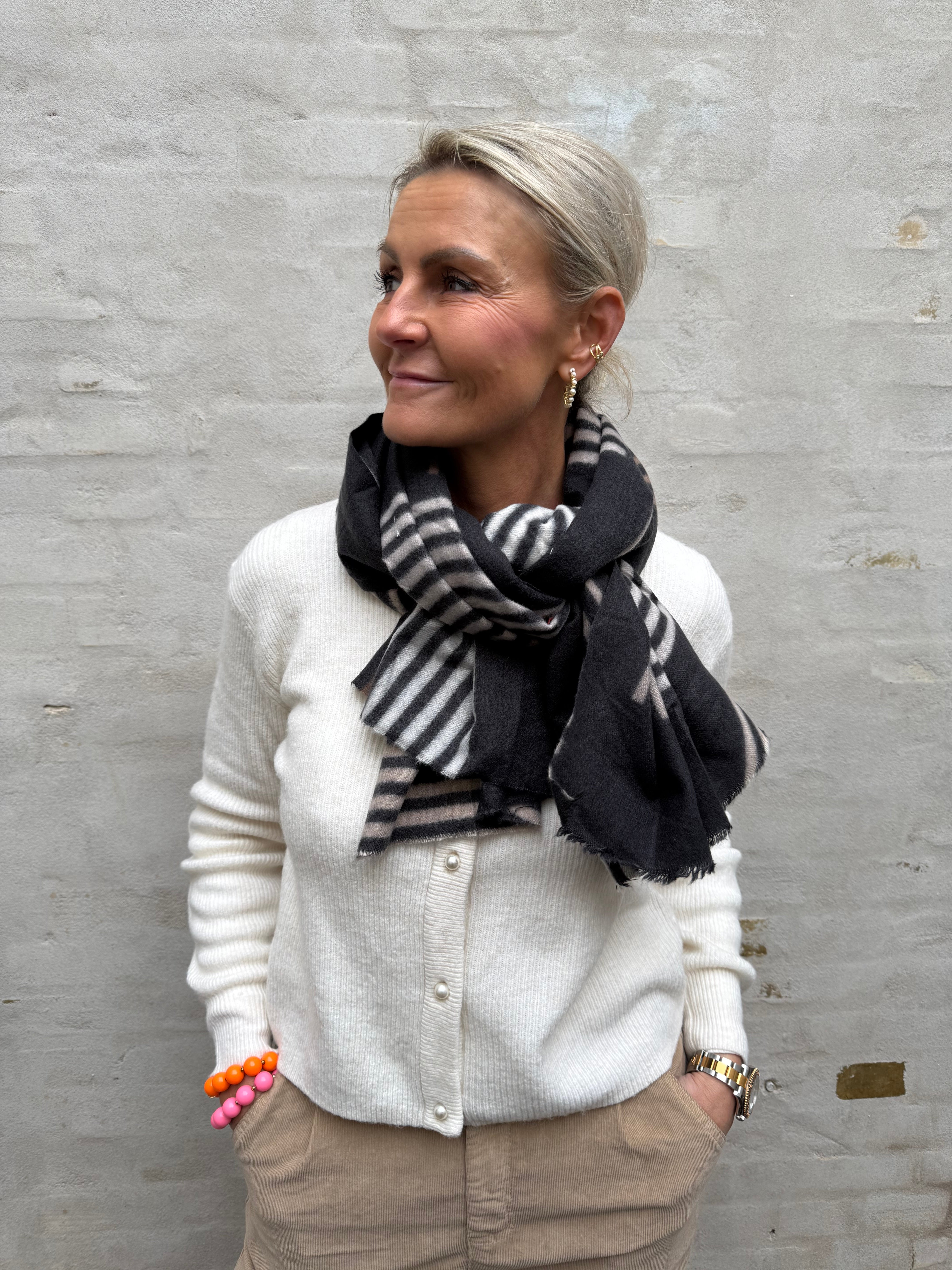 Winther Scarf - Black