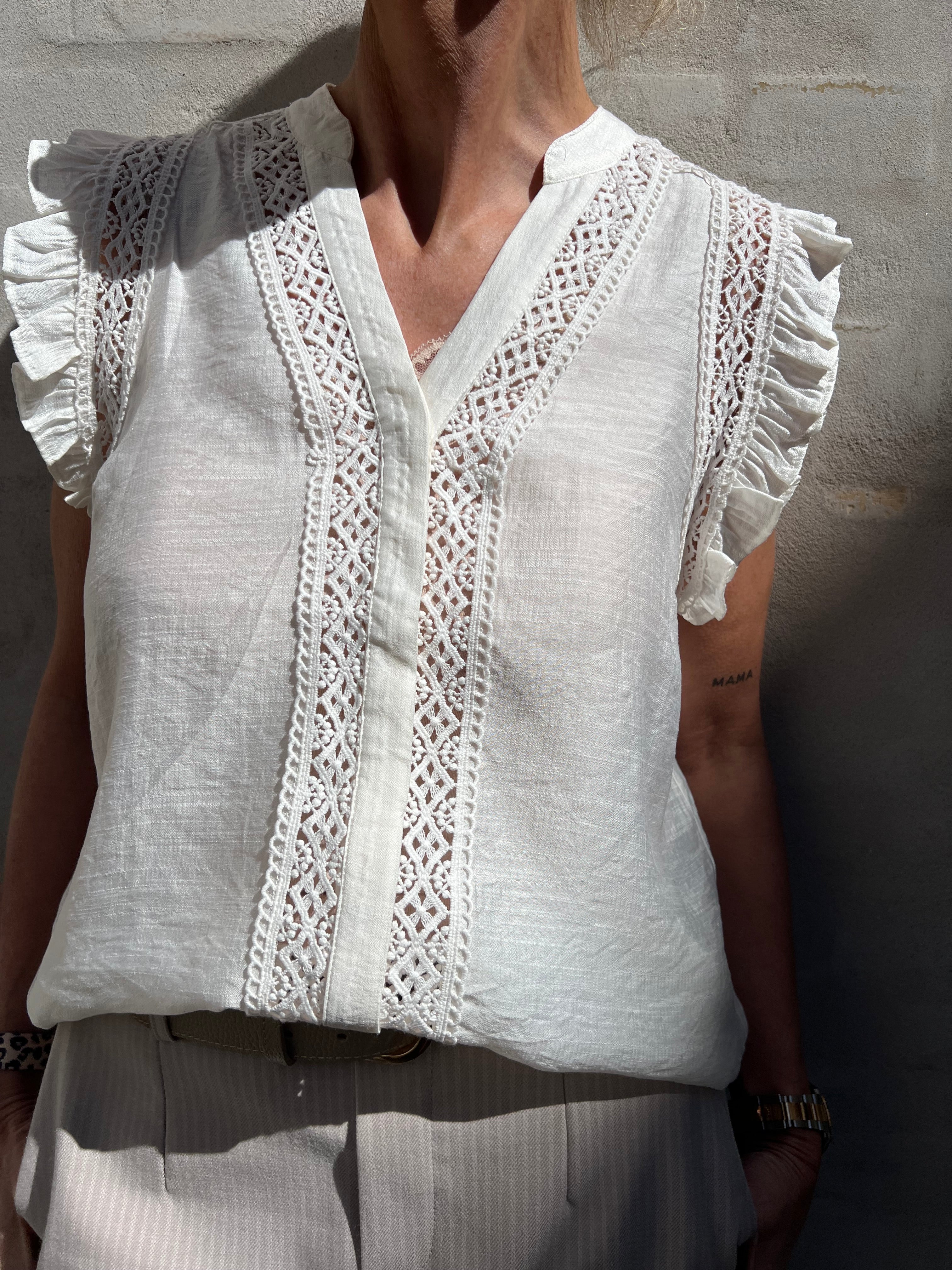 Caryn Frill Top Off White