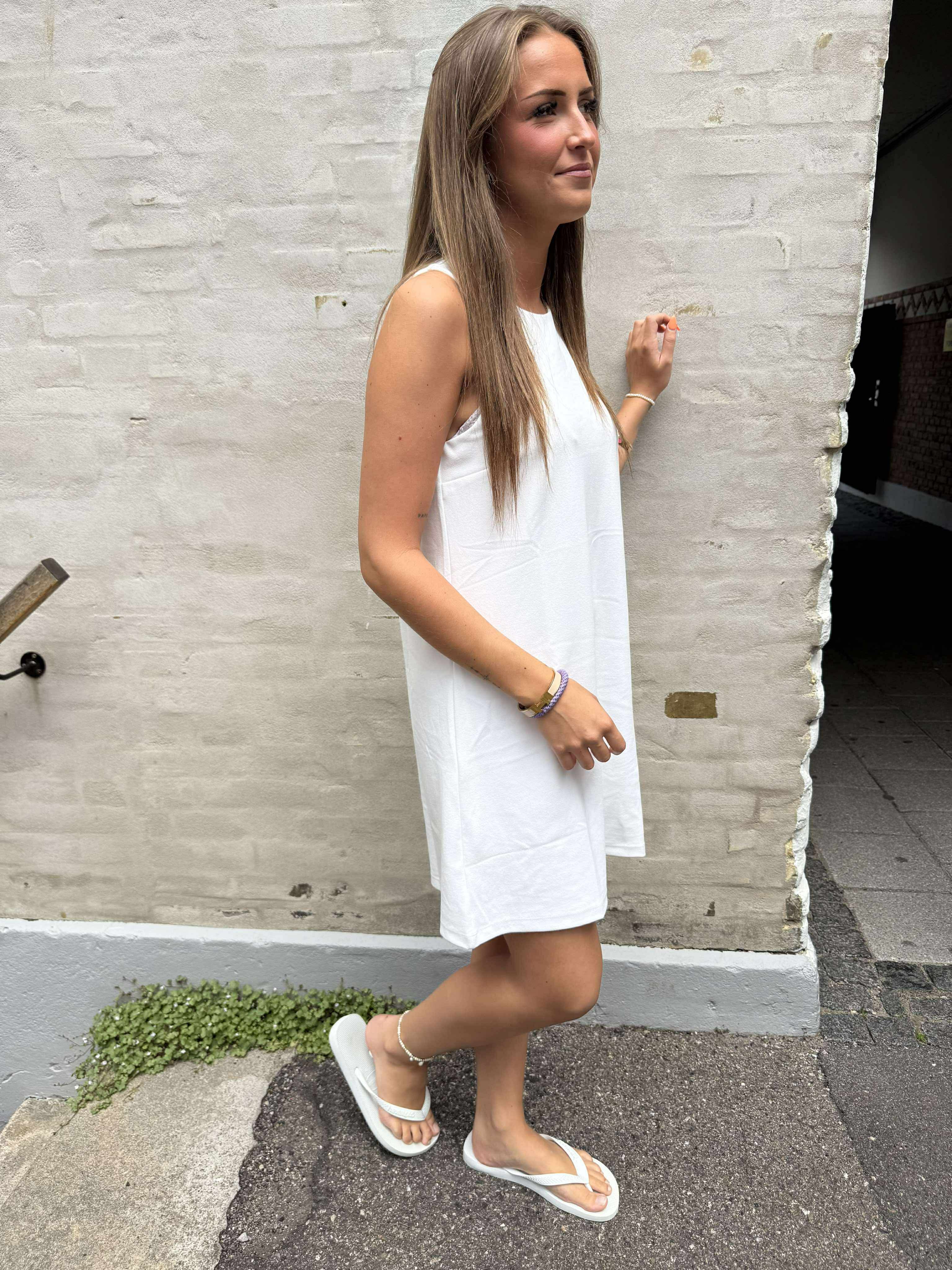 Josella O-Neck Short Dress - Bright White
