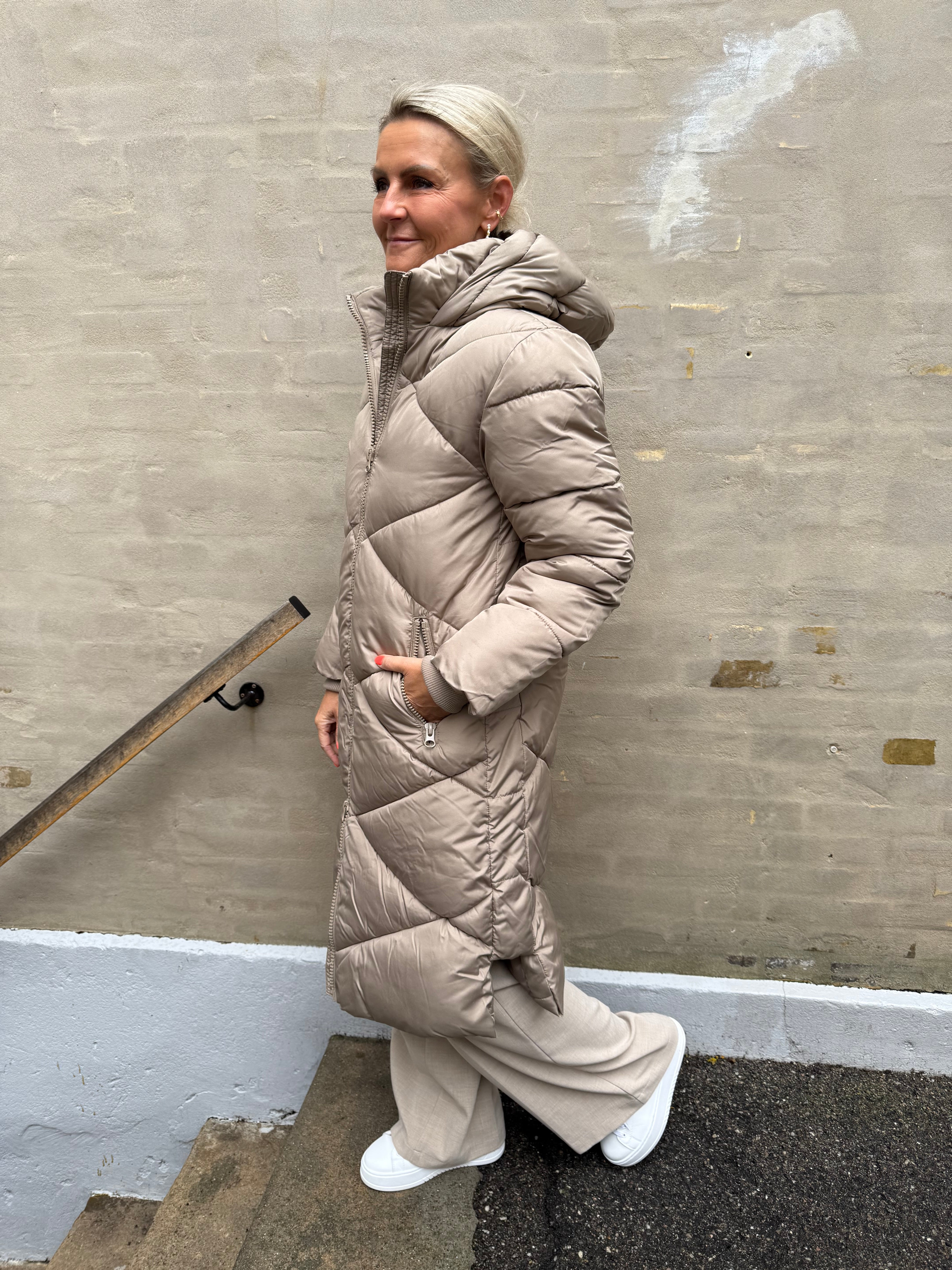 VISTA LIFE PADDED HOOD JACKET - Timber Wolf