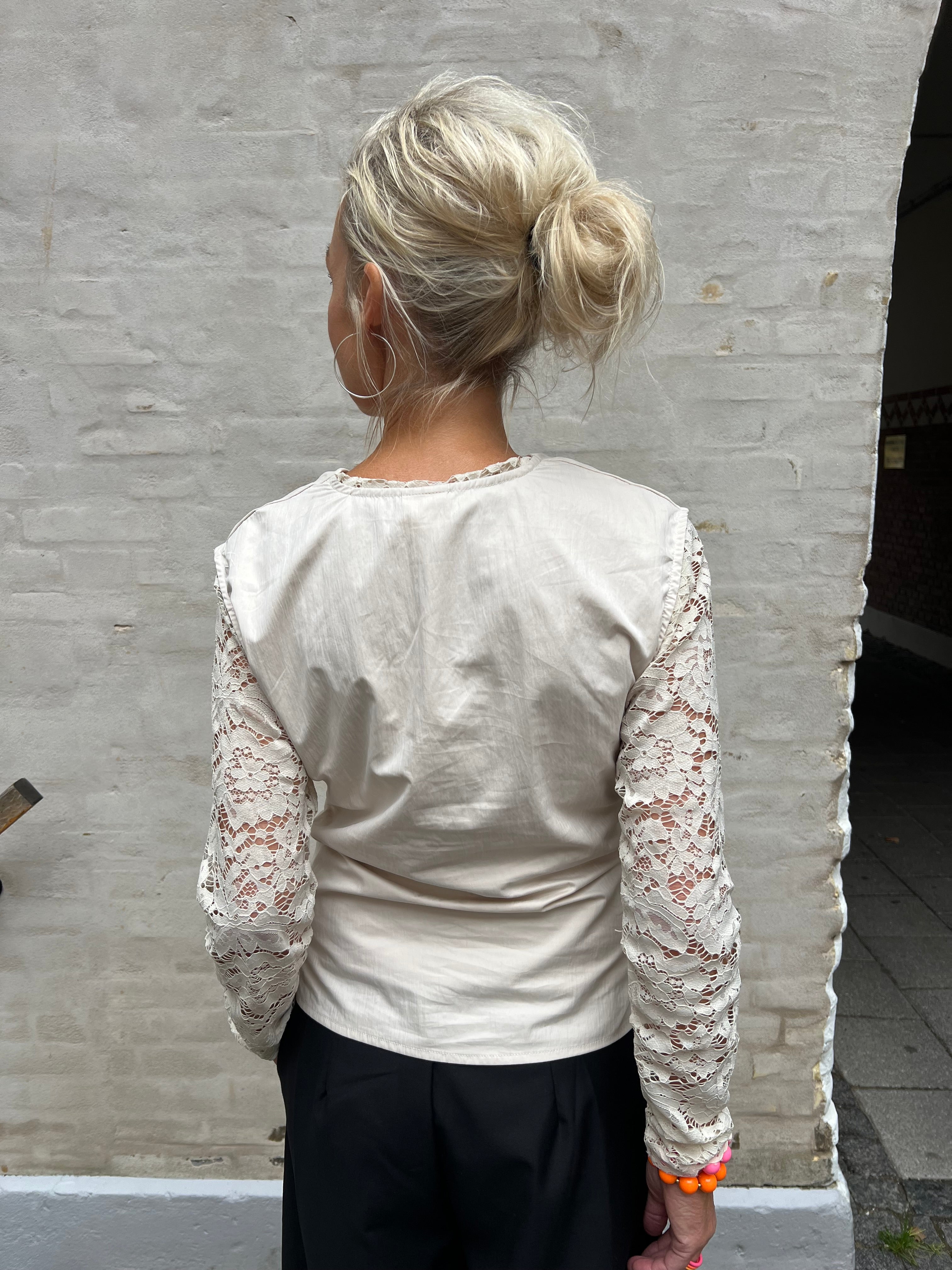 SagaraGO Blouse - Champagne