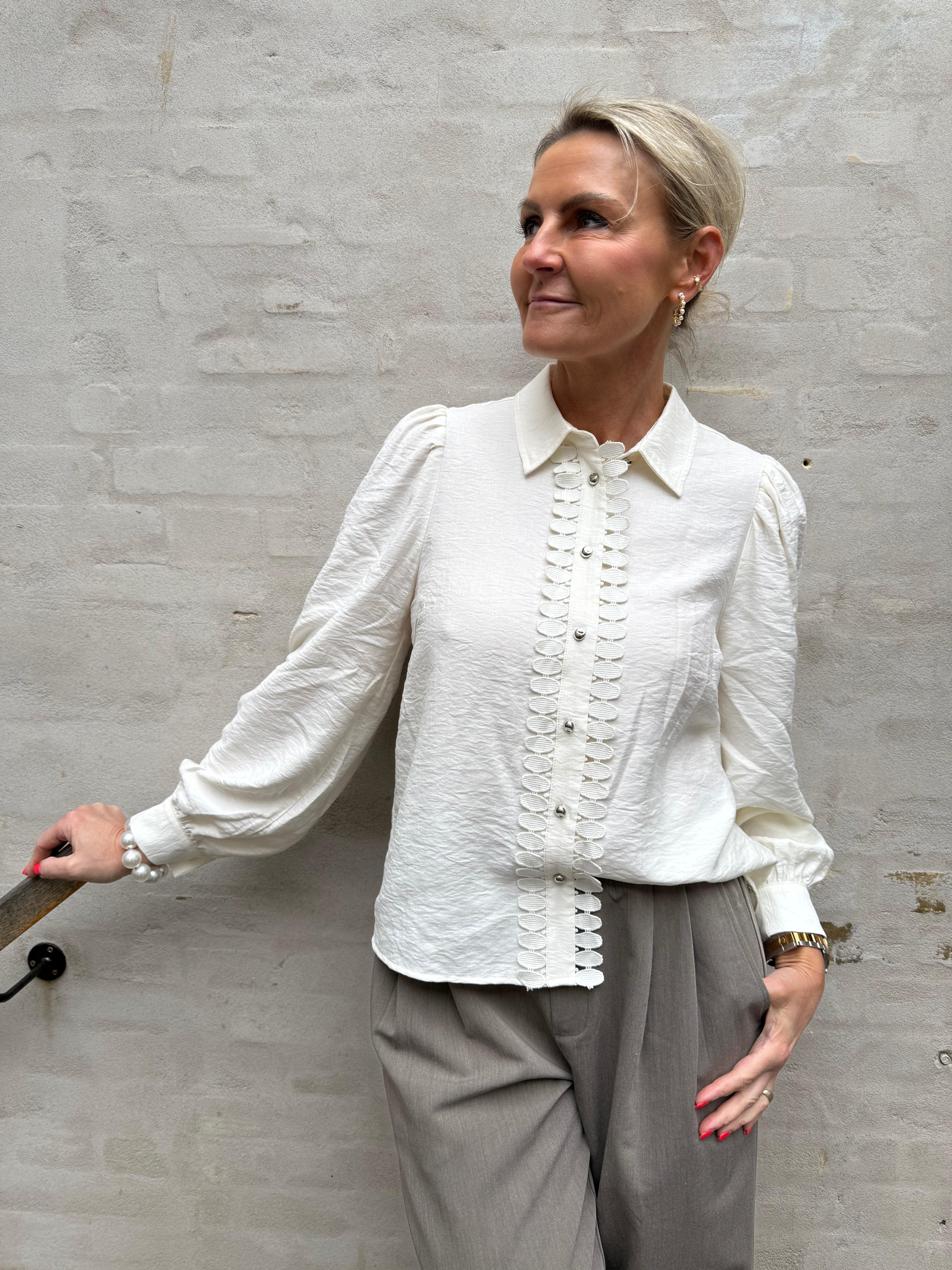 GloriaCC Shirt - Off White