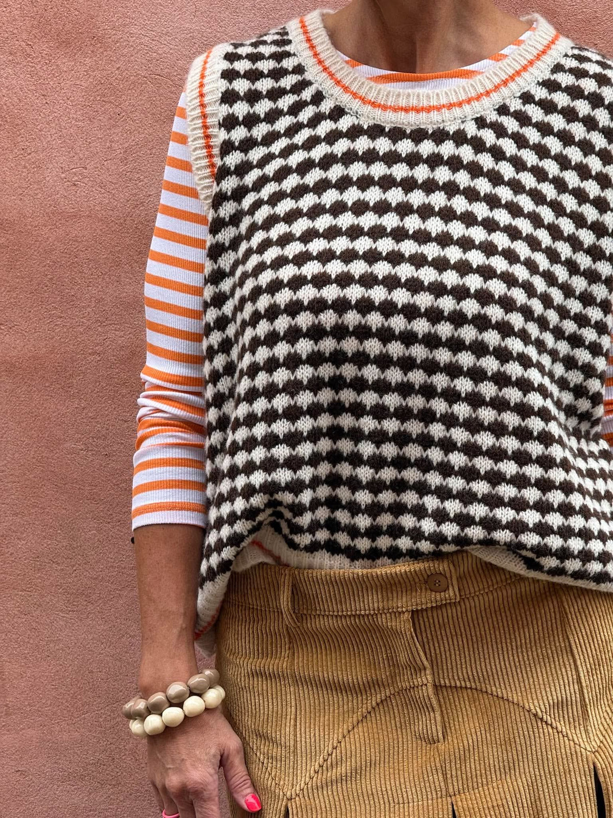 Anny Knitted Vest - White/Brown