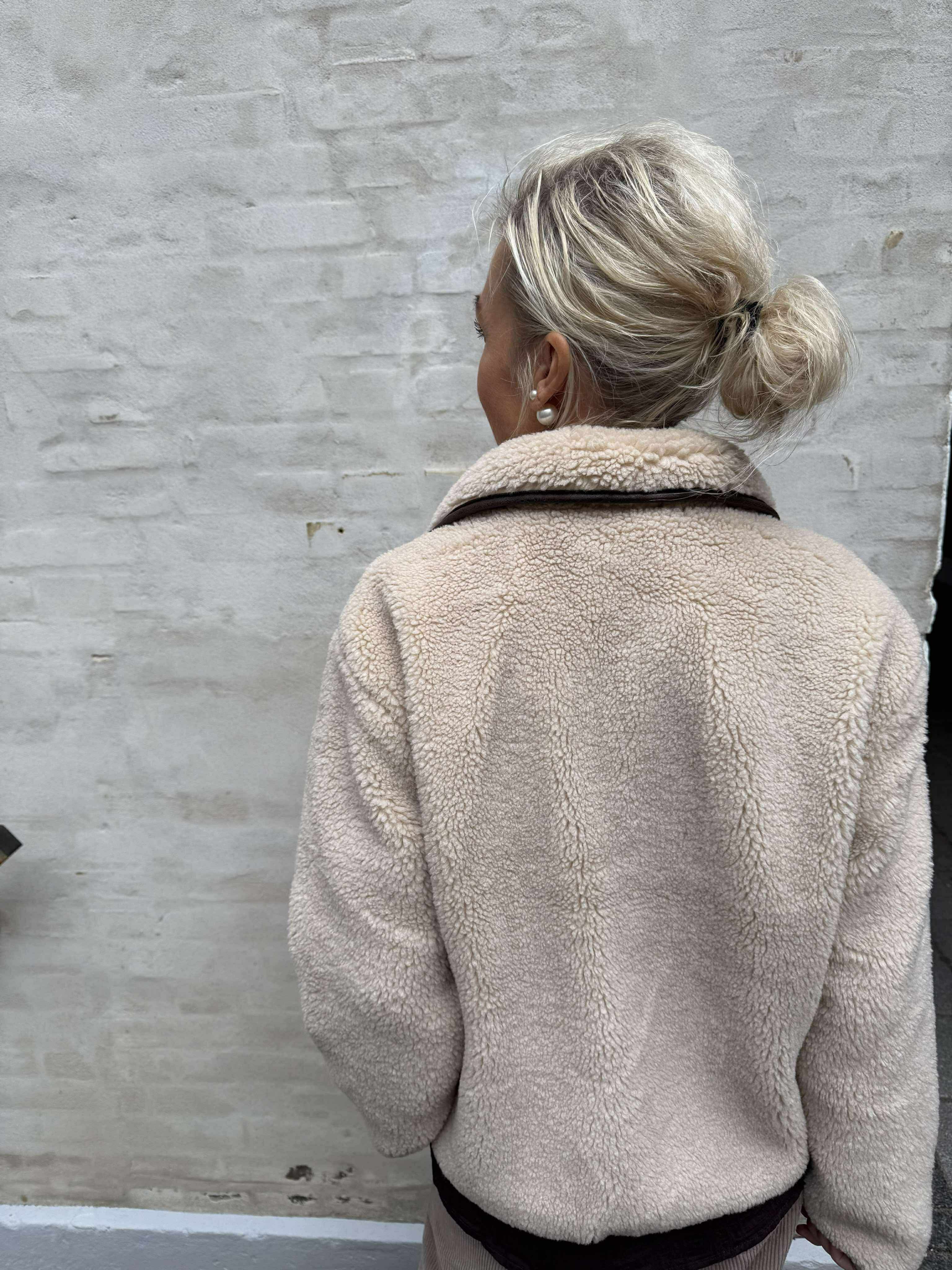 NOELLA LIFE TEDDY JACKET - Cement