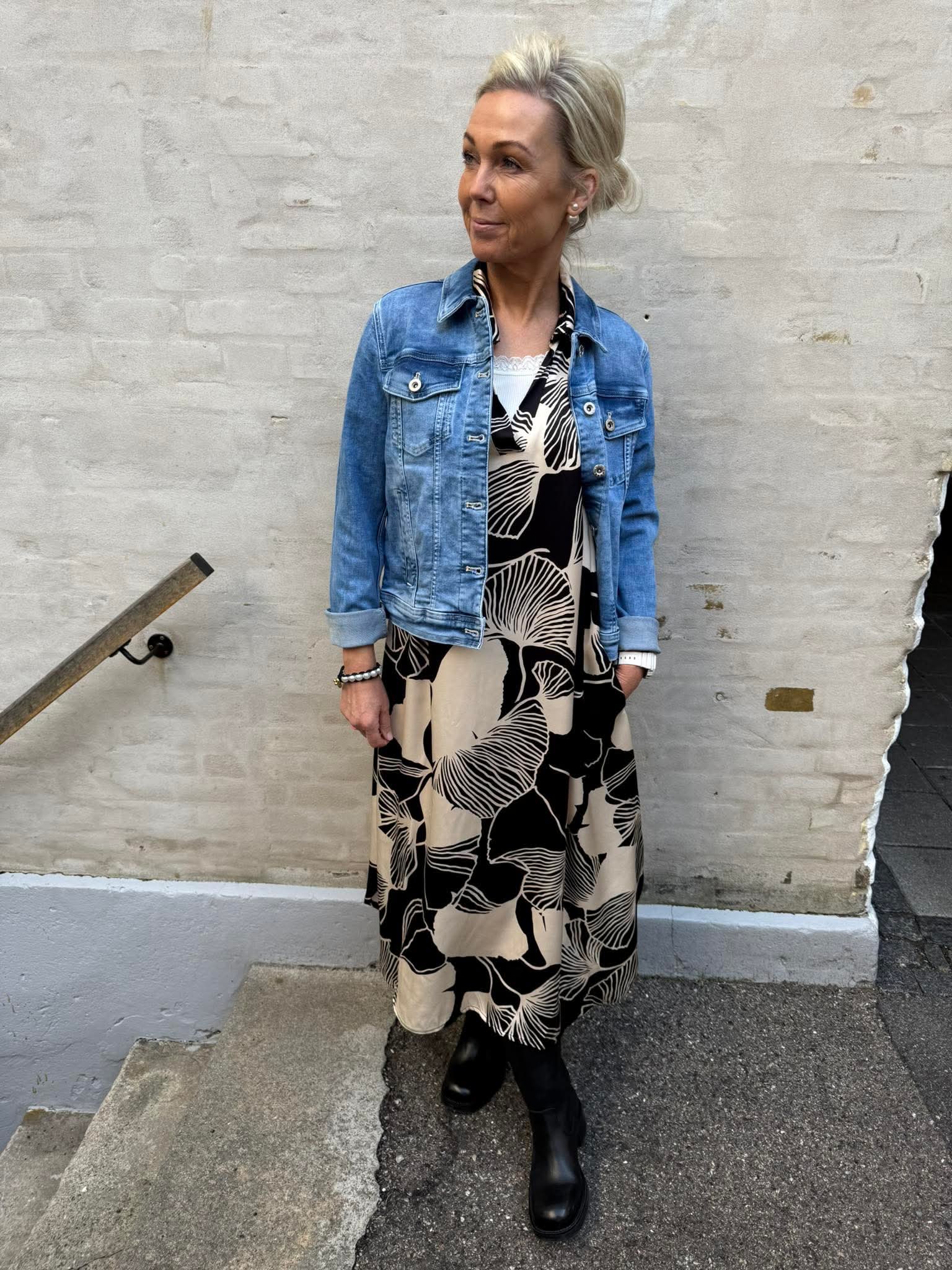 Style Jacket - Medium Blue Wash