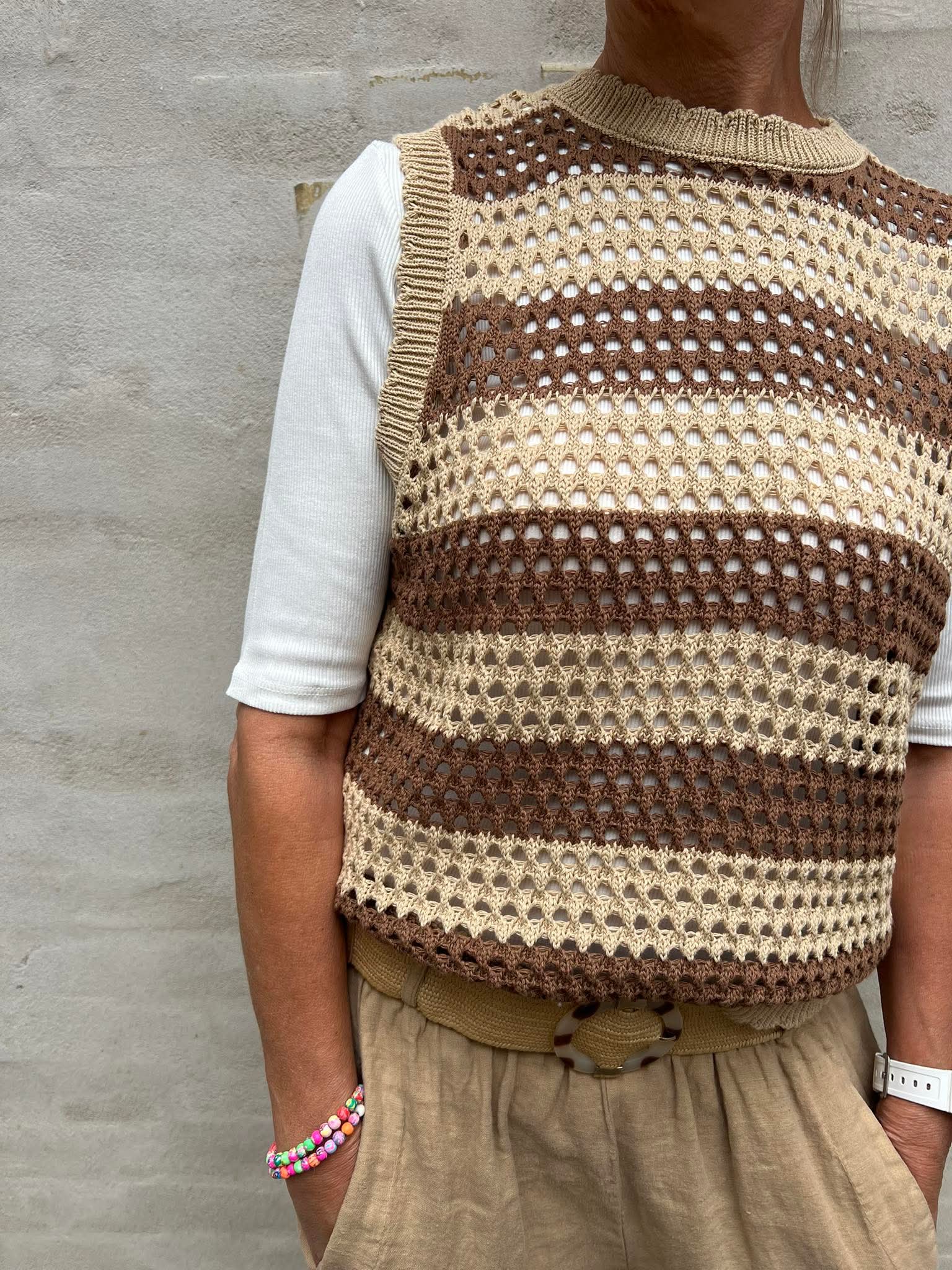 Manga Vest - Beige/Brown