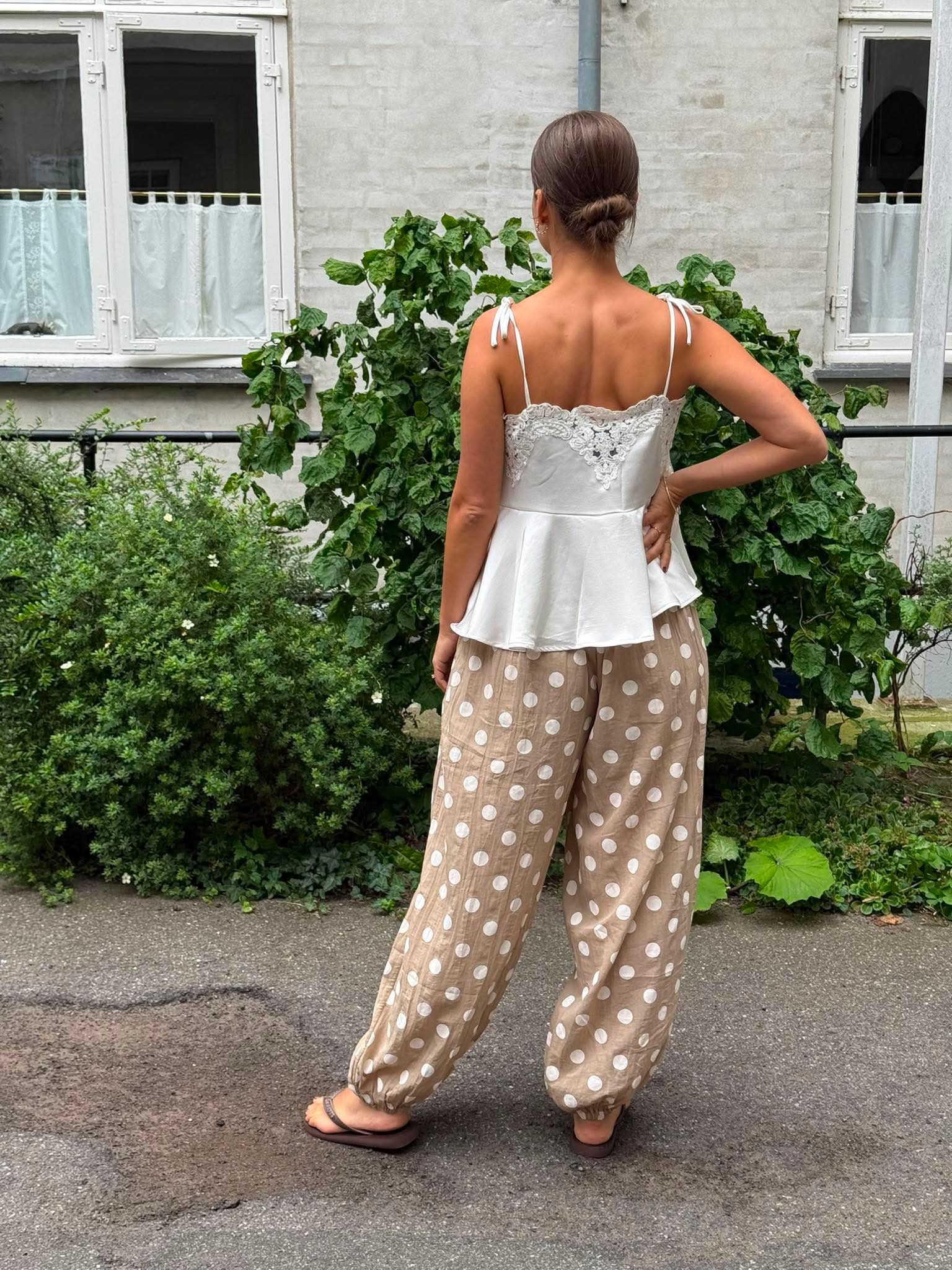 Kaela Heavy Sateen Lace Top - Pearl