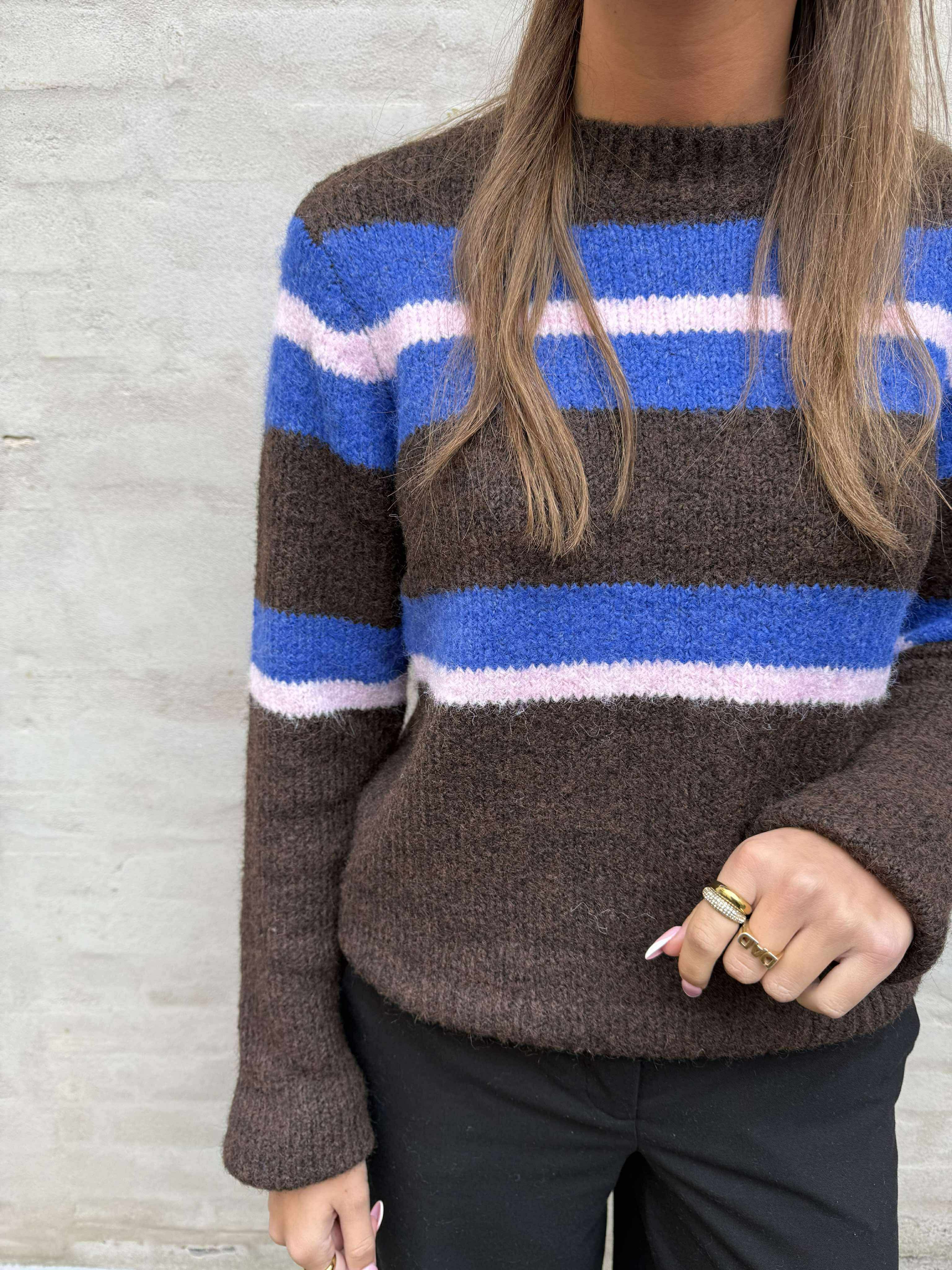 GALIA KNIT PULLOVER - Cocoa Brown Blue/pink lady