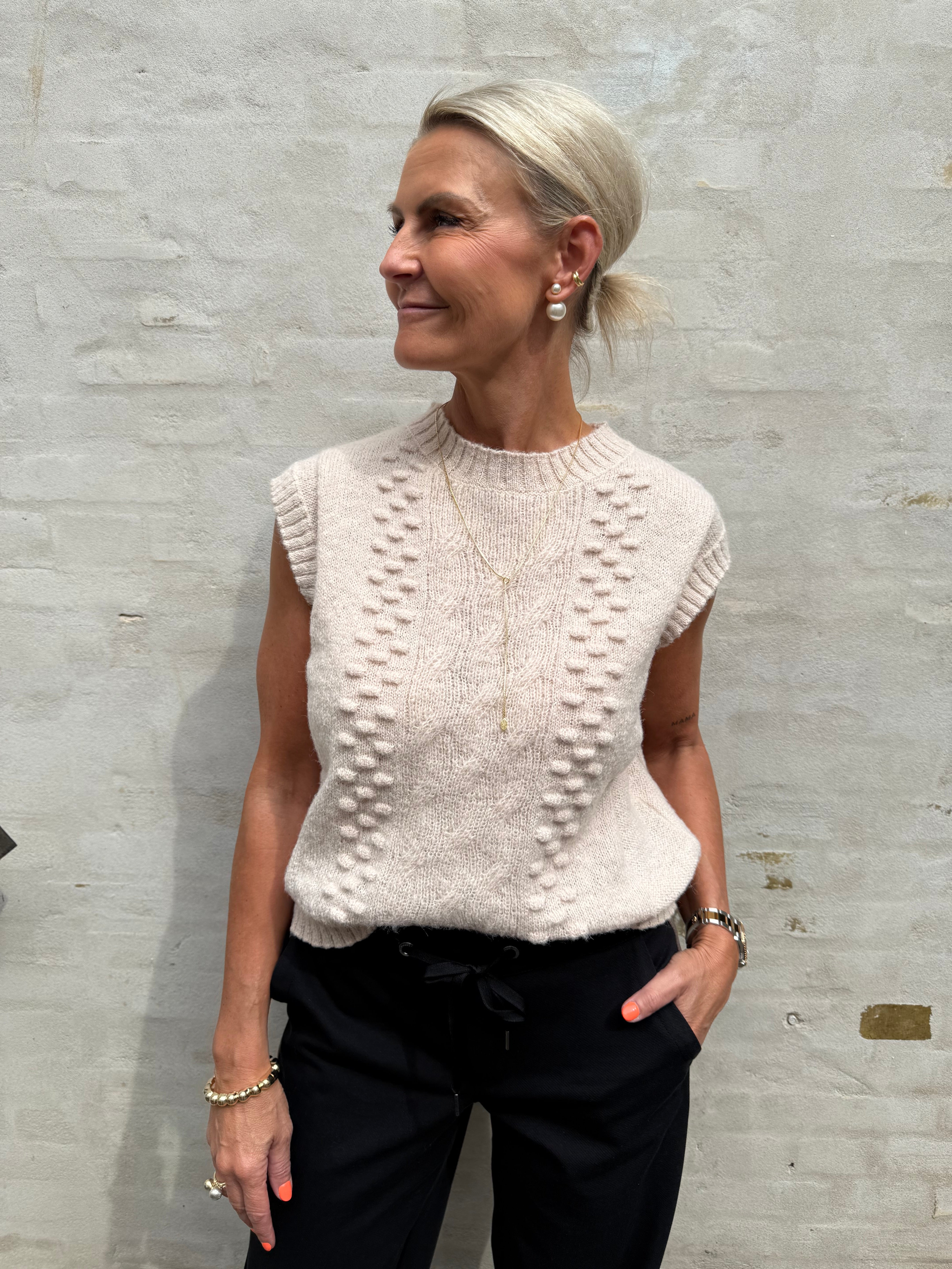 SIGRID LIFE S/L VEST - Cement