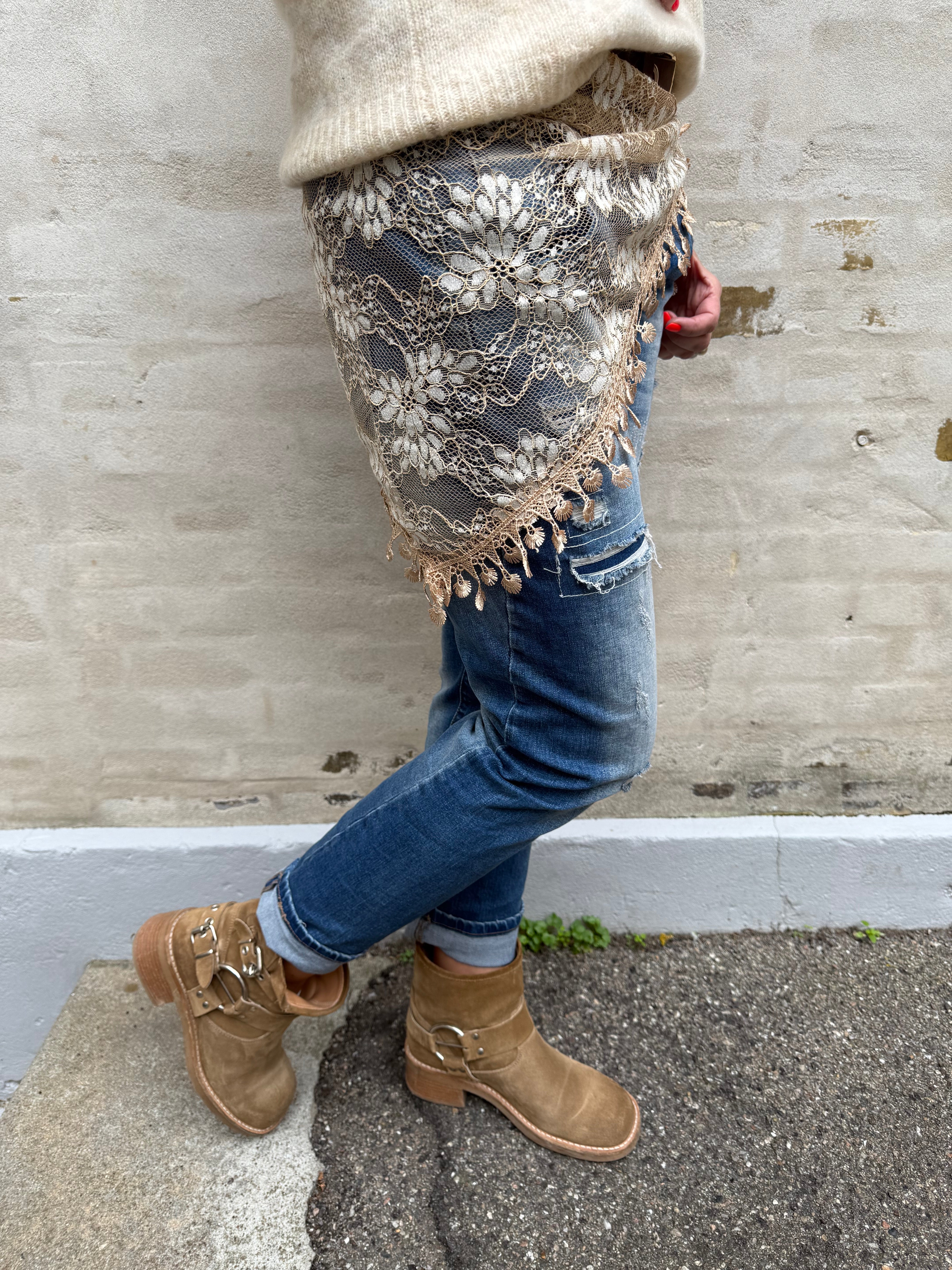 Lace Scarf - Taube