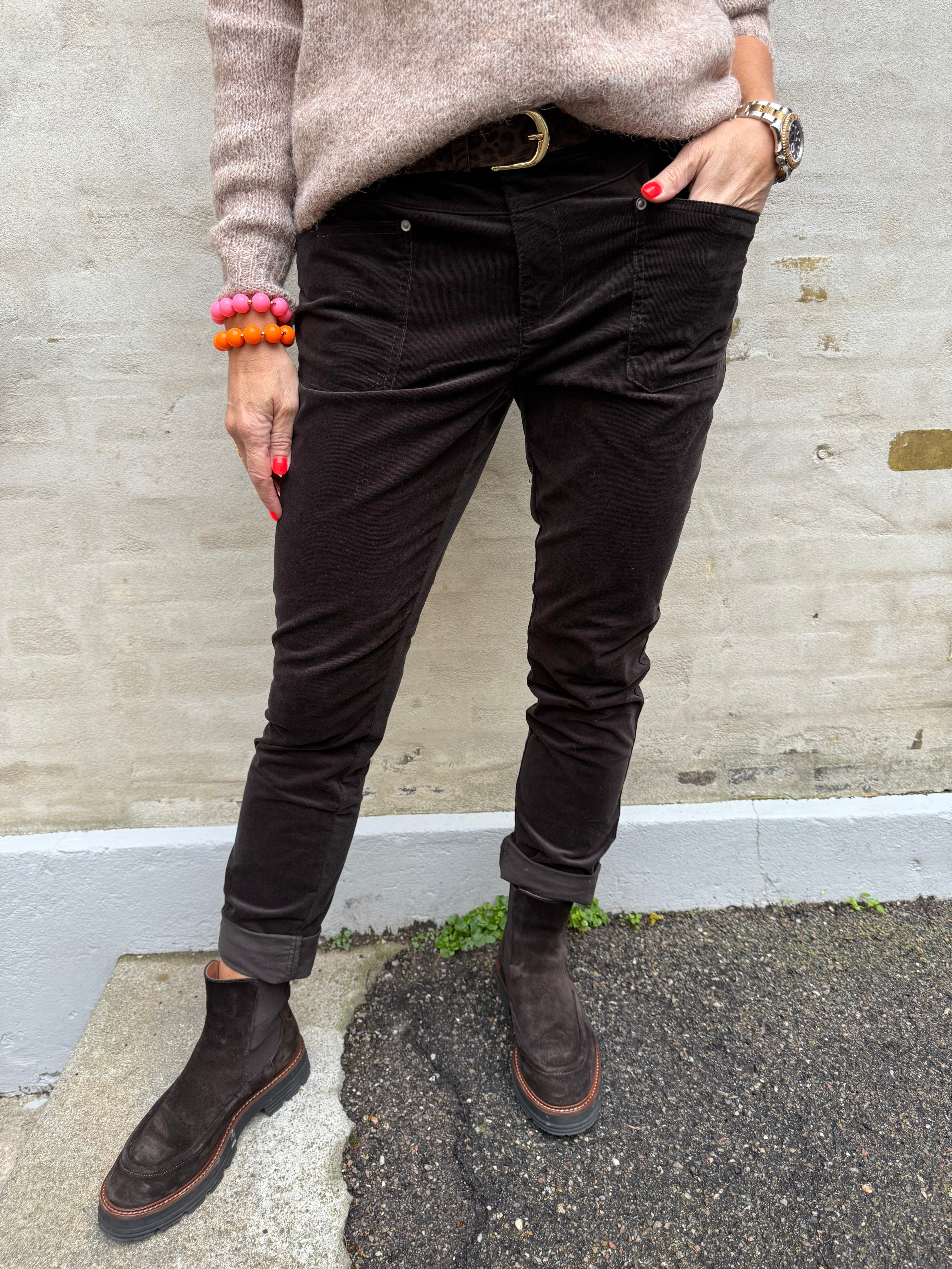 Yulius Corduroy Pants - Dark Brown