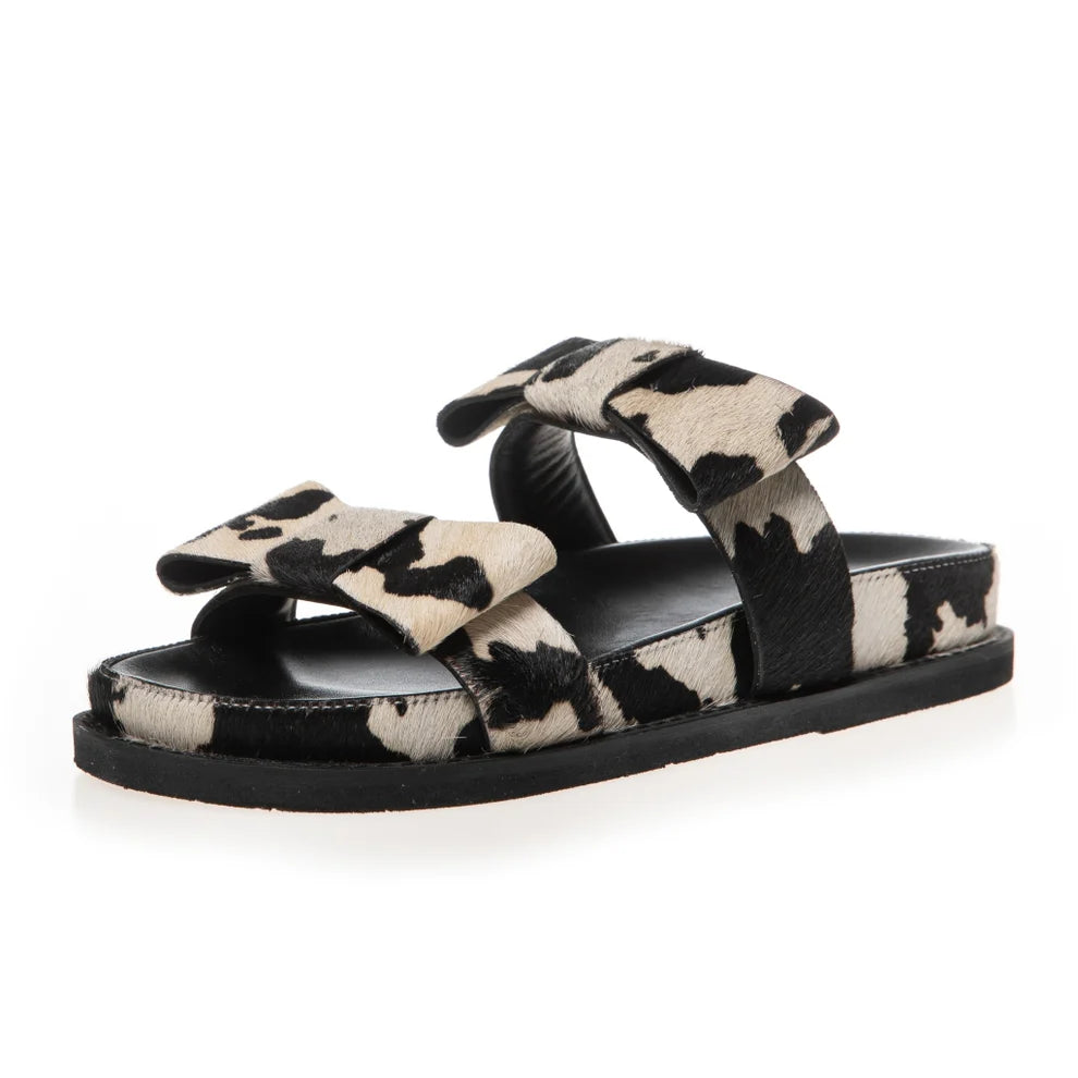 Be my guest cow pattern black/offwhite