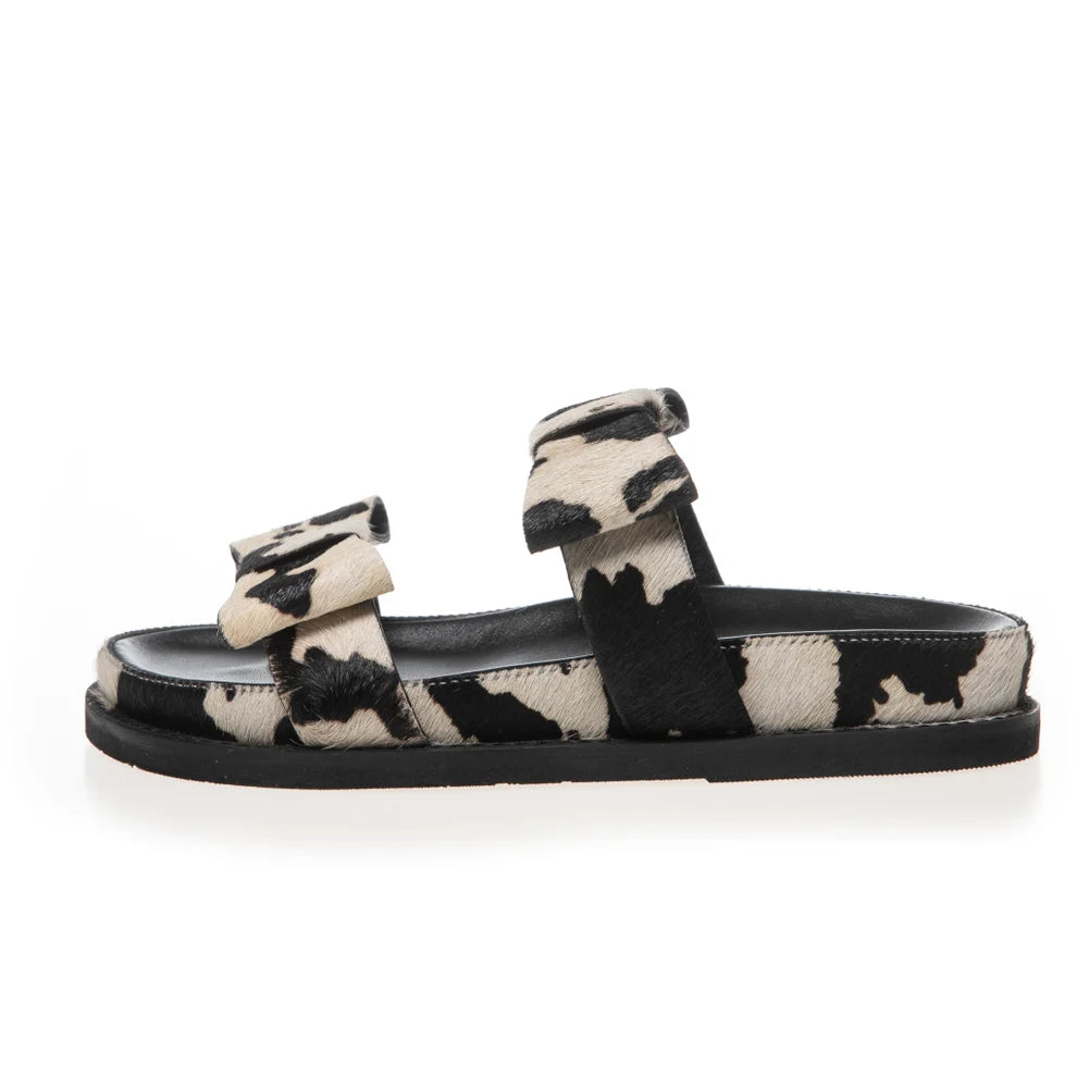 Be my guest cow pattern black/offwhite