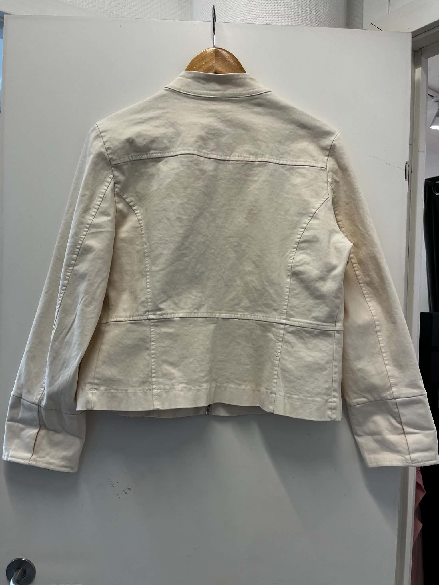 PREORDER-Baldoni Jacket - Off White