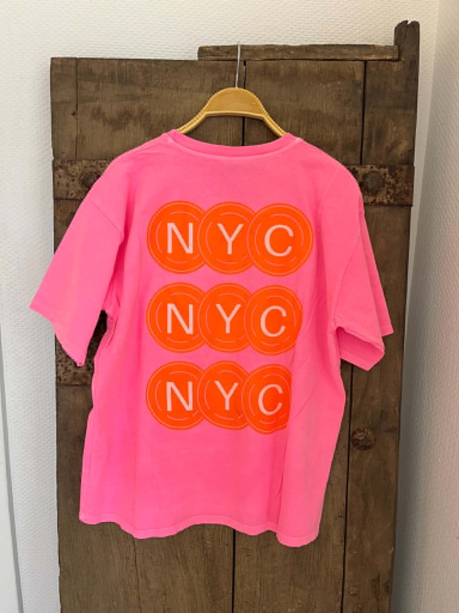 NYC T-Shirt - Pink Neon
