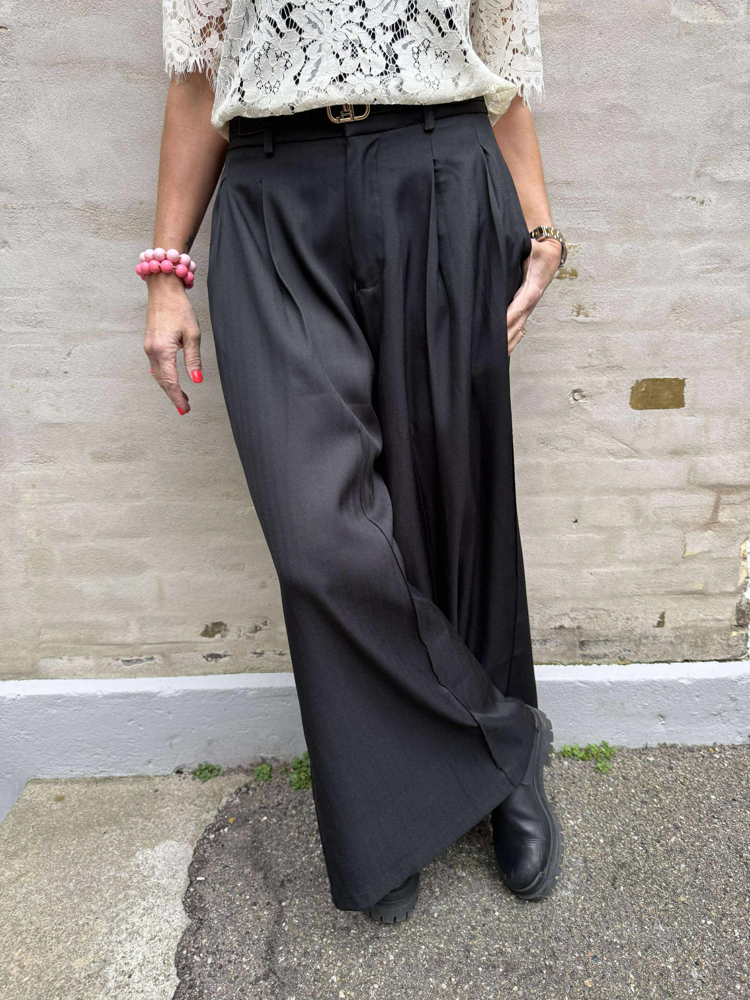 ParisCC Skirt Pant - Black