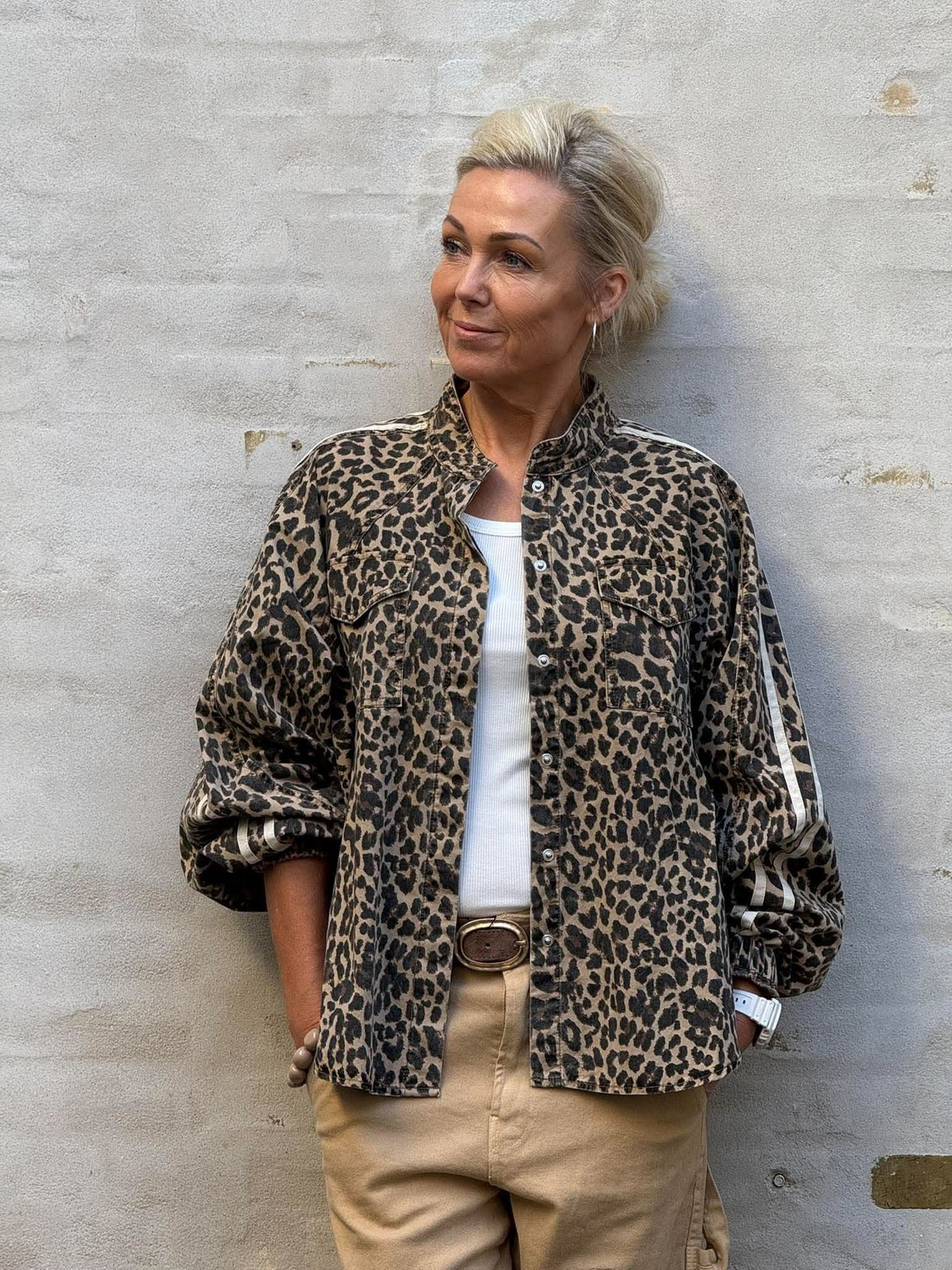 BasmaGO Jull Skjortjacka - Leopardmönster/Gräddvit randig