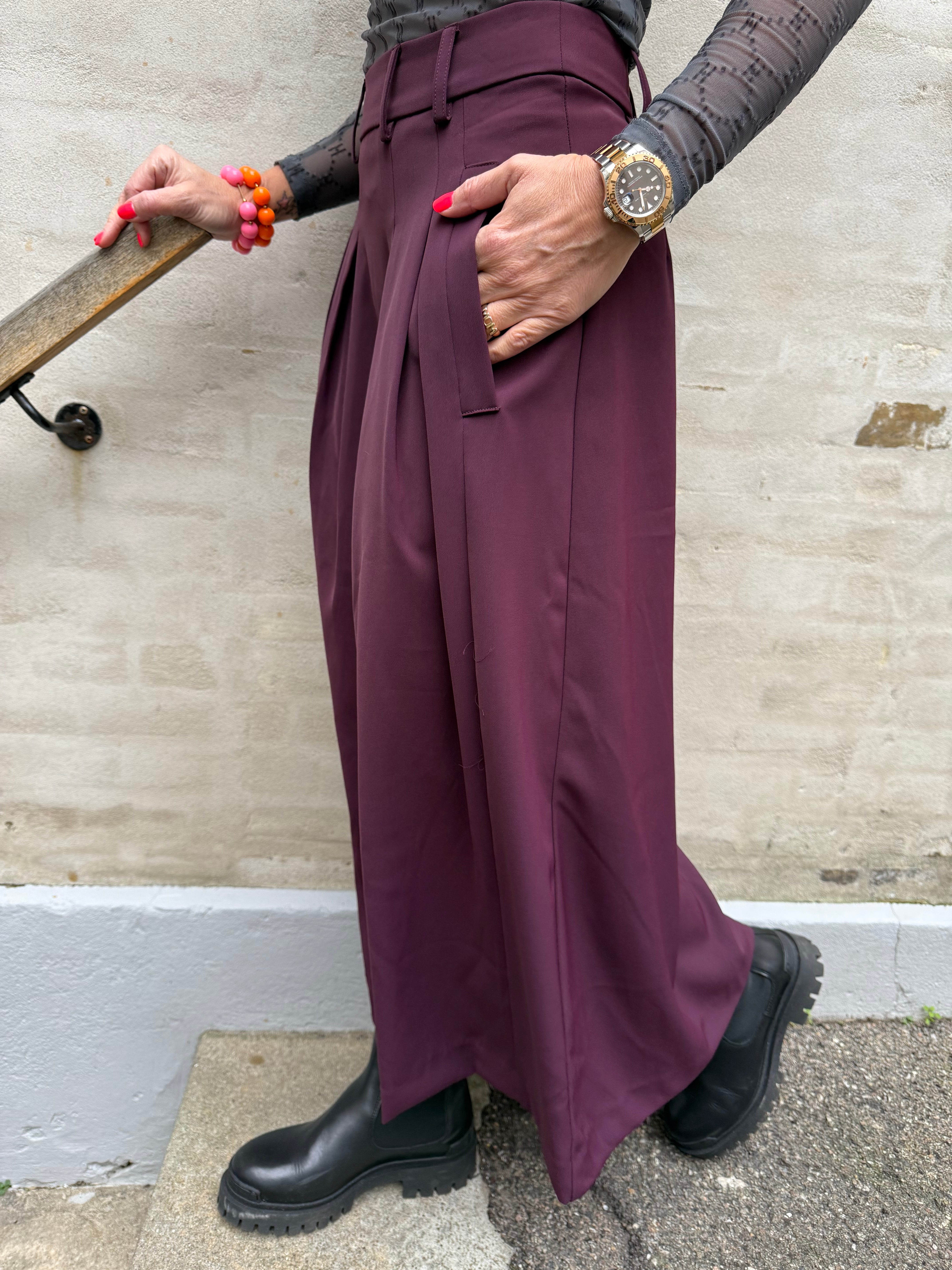 Anya pleat skirt - Winered