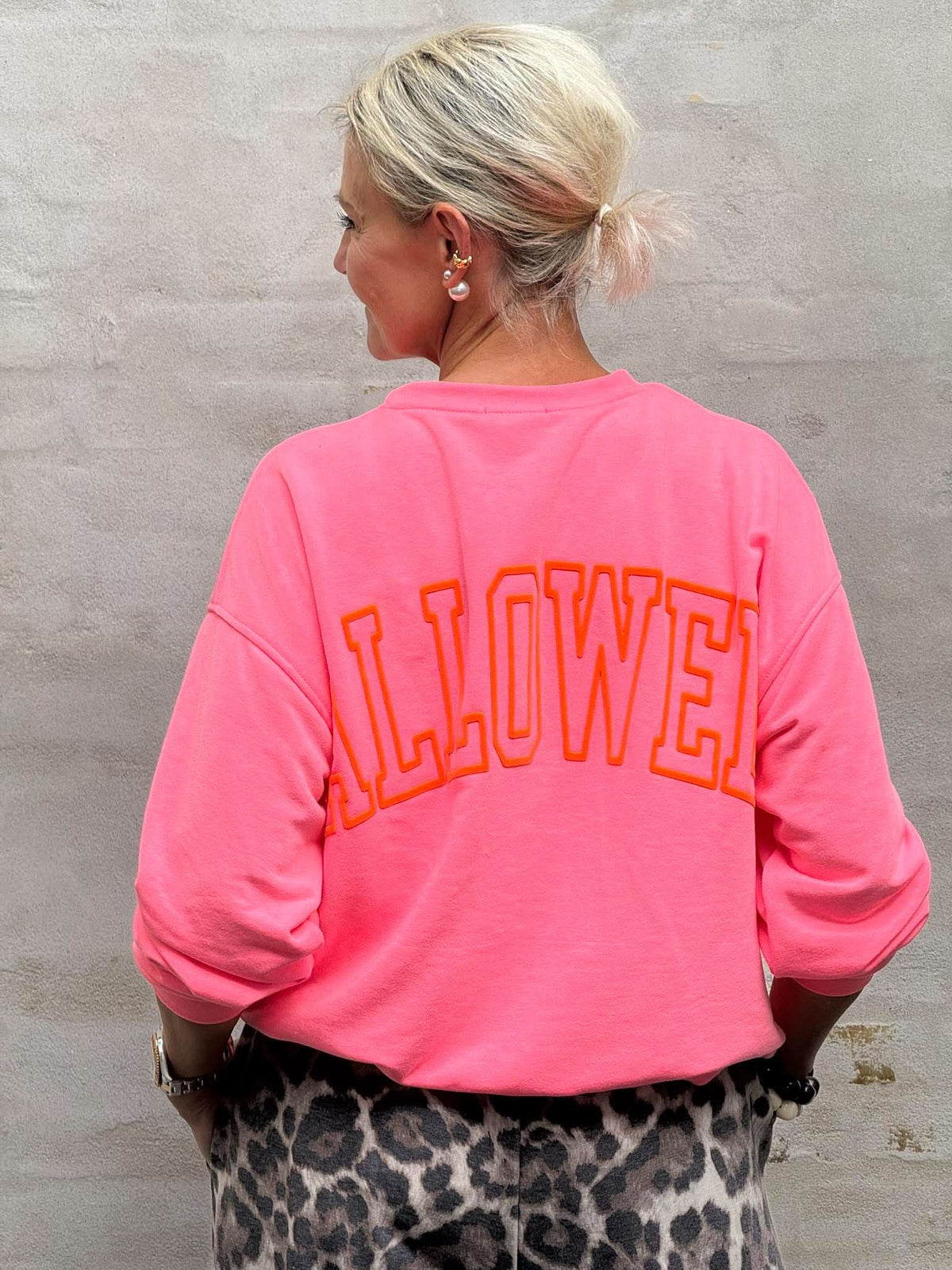 Not Allowed Sweat - Pink Neon