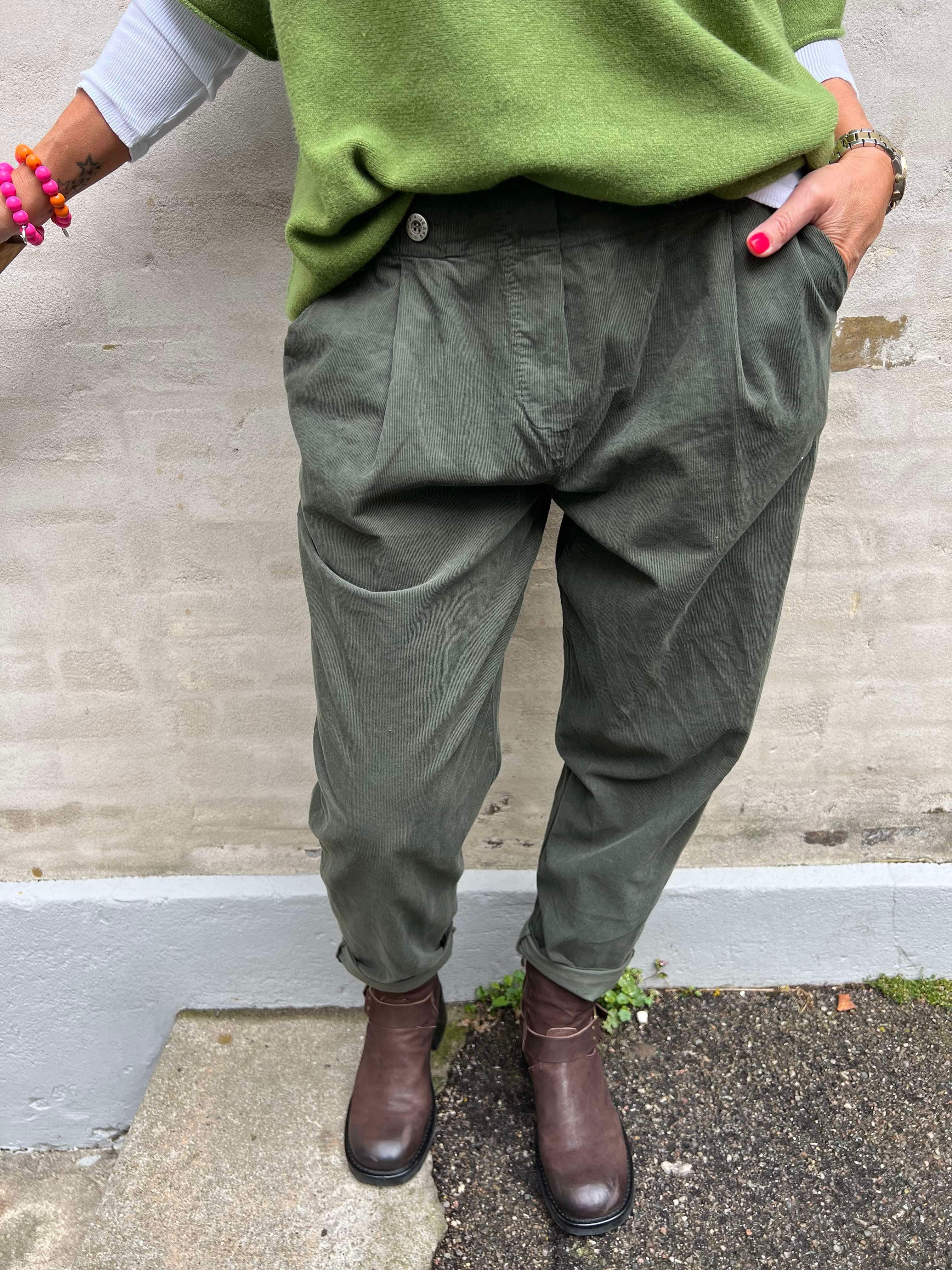 Genevieve pants military