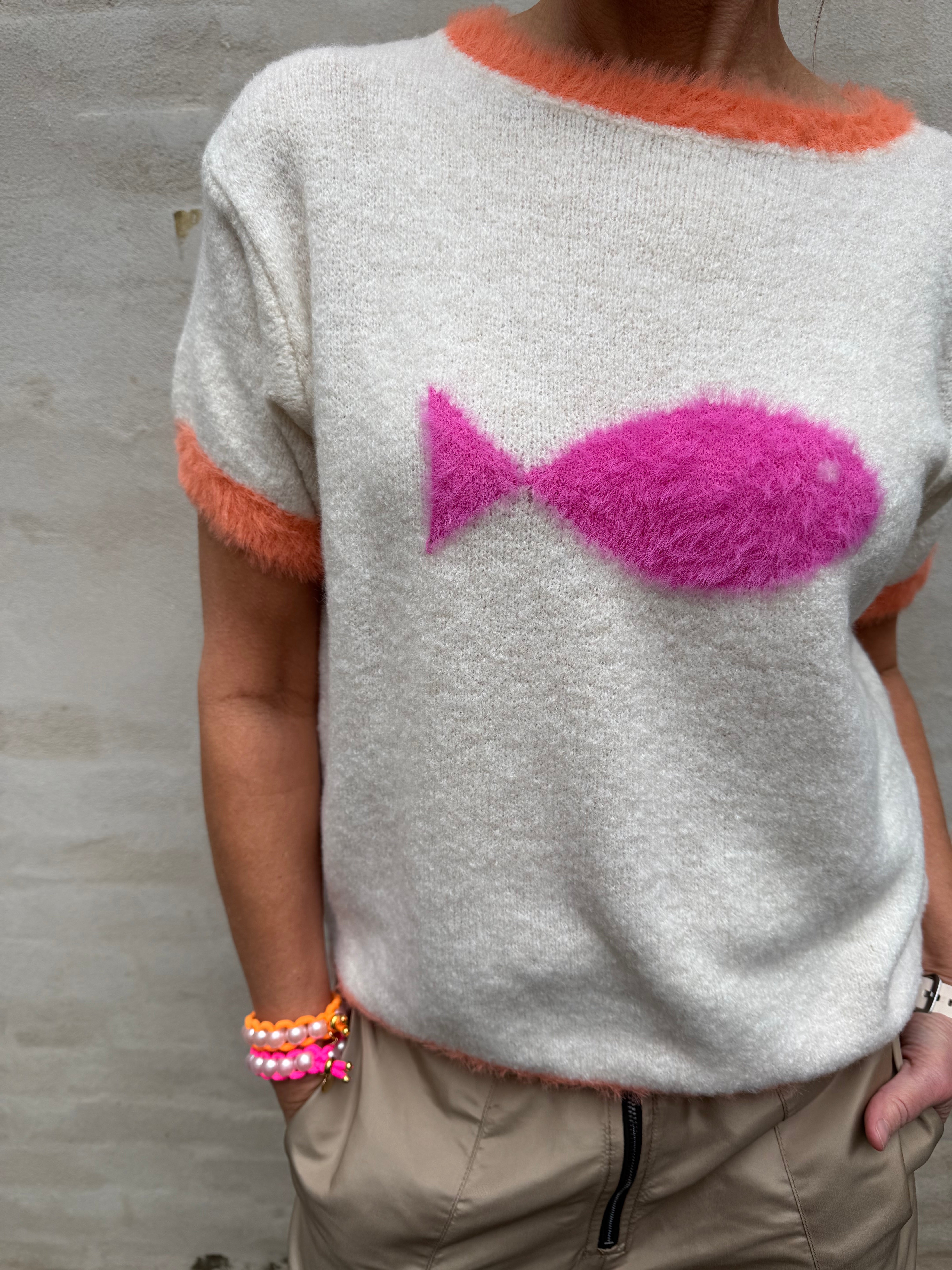Knittet T-Shirt With Fish - Off White/Orange/Pink