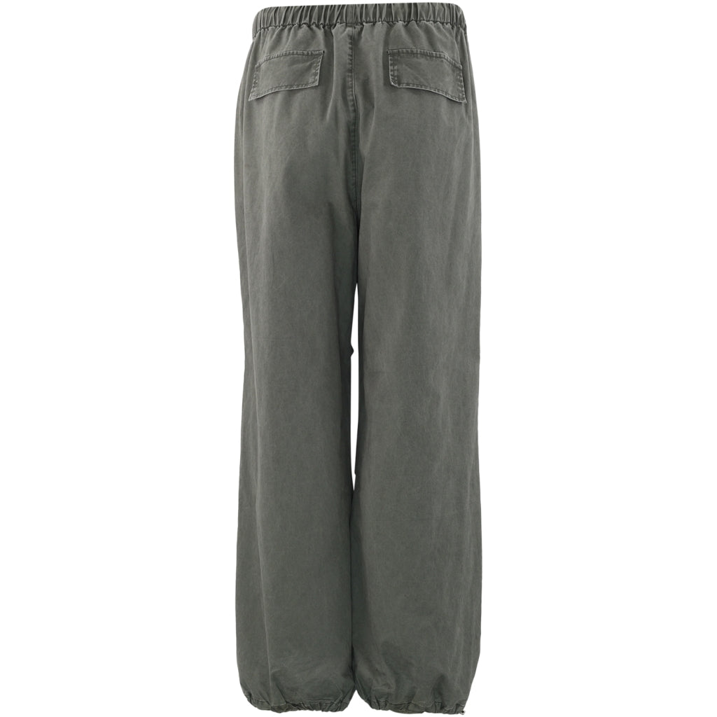Carrie Pant - Army