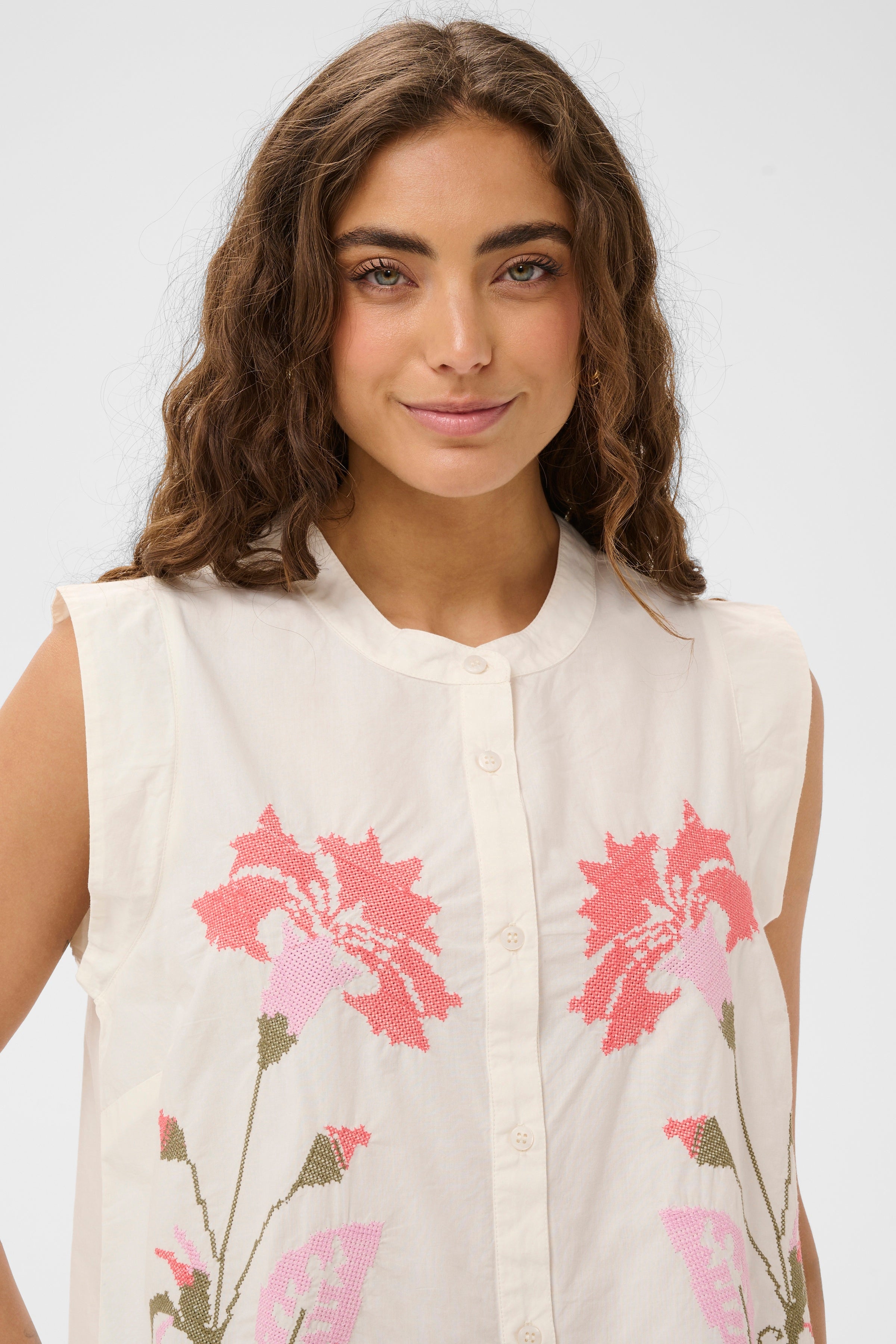 Alvild Olena SL Shirt -  Spring Gardenia