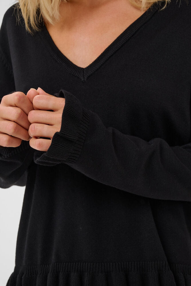 Clare Annemarie Frill Vneck - Black