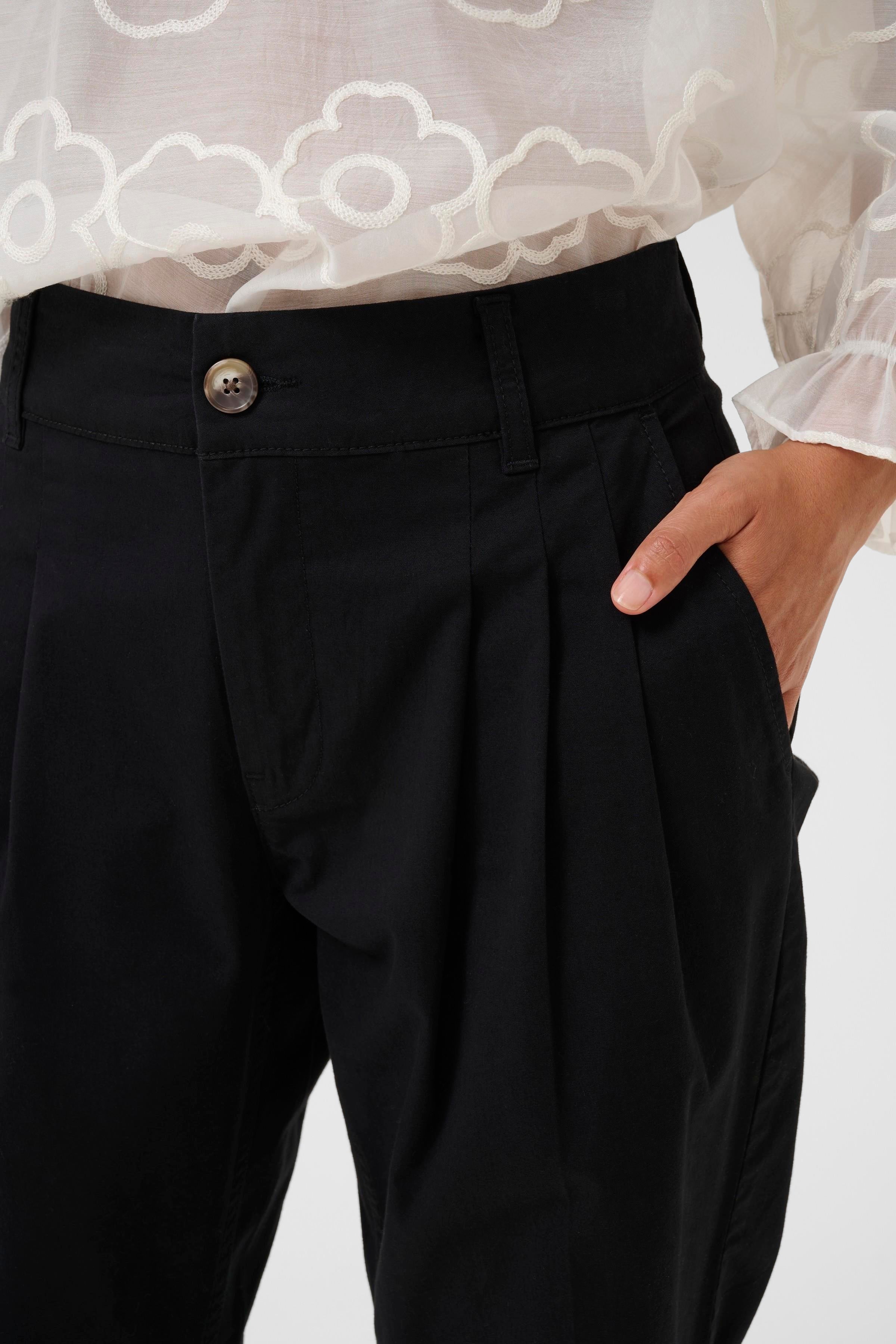 Wini Brita Pants - Black