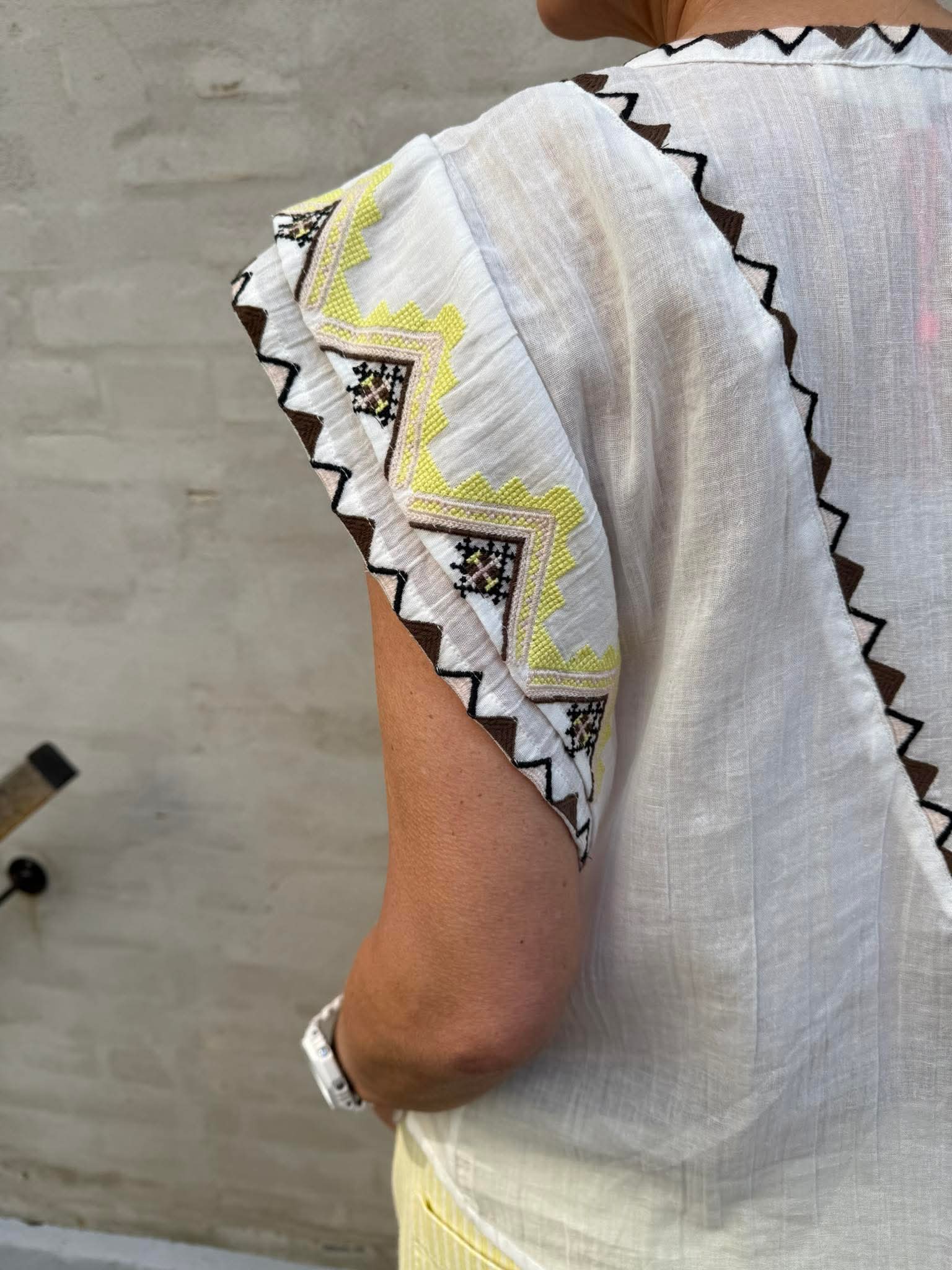 LivGO Blouse - Off White