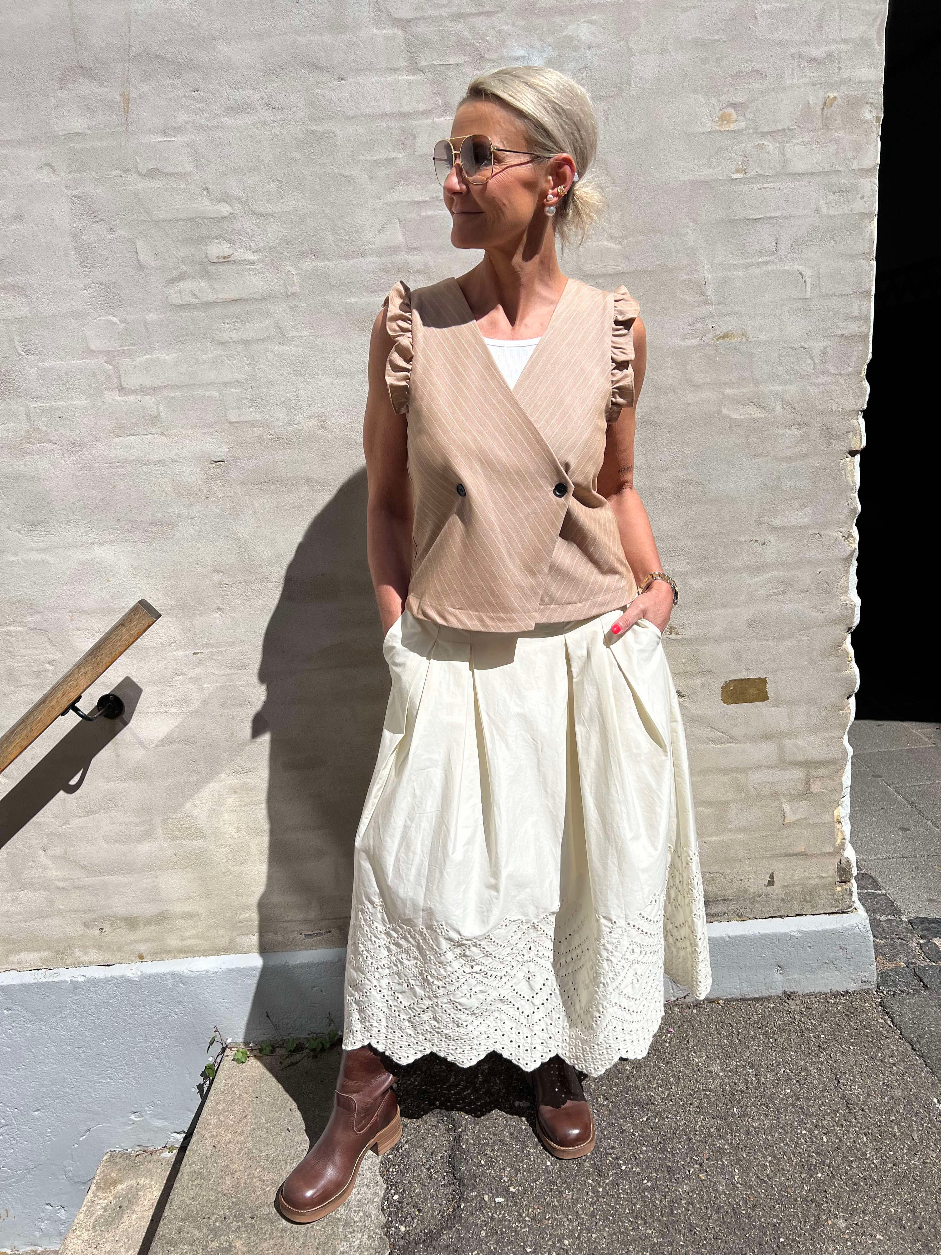 Poppy Anglaise Skirt Bone