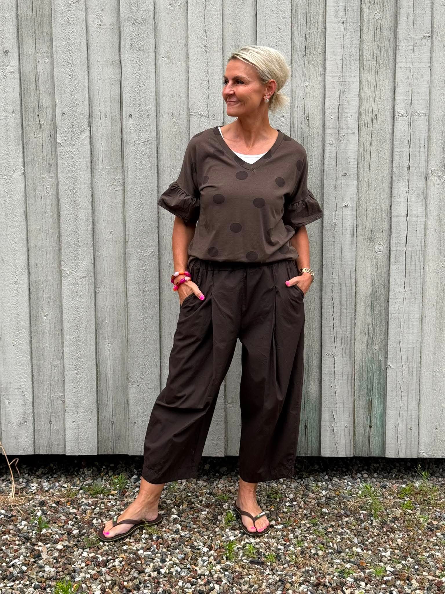Dot Tee - Dark Brown