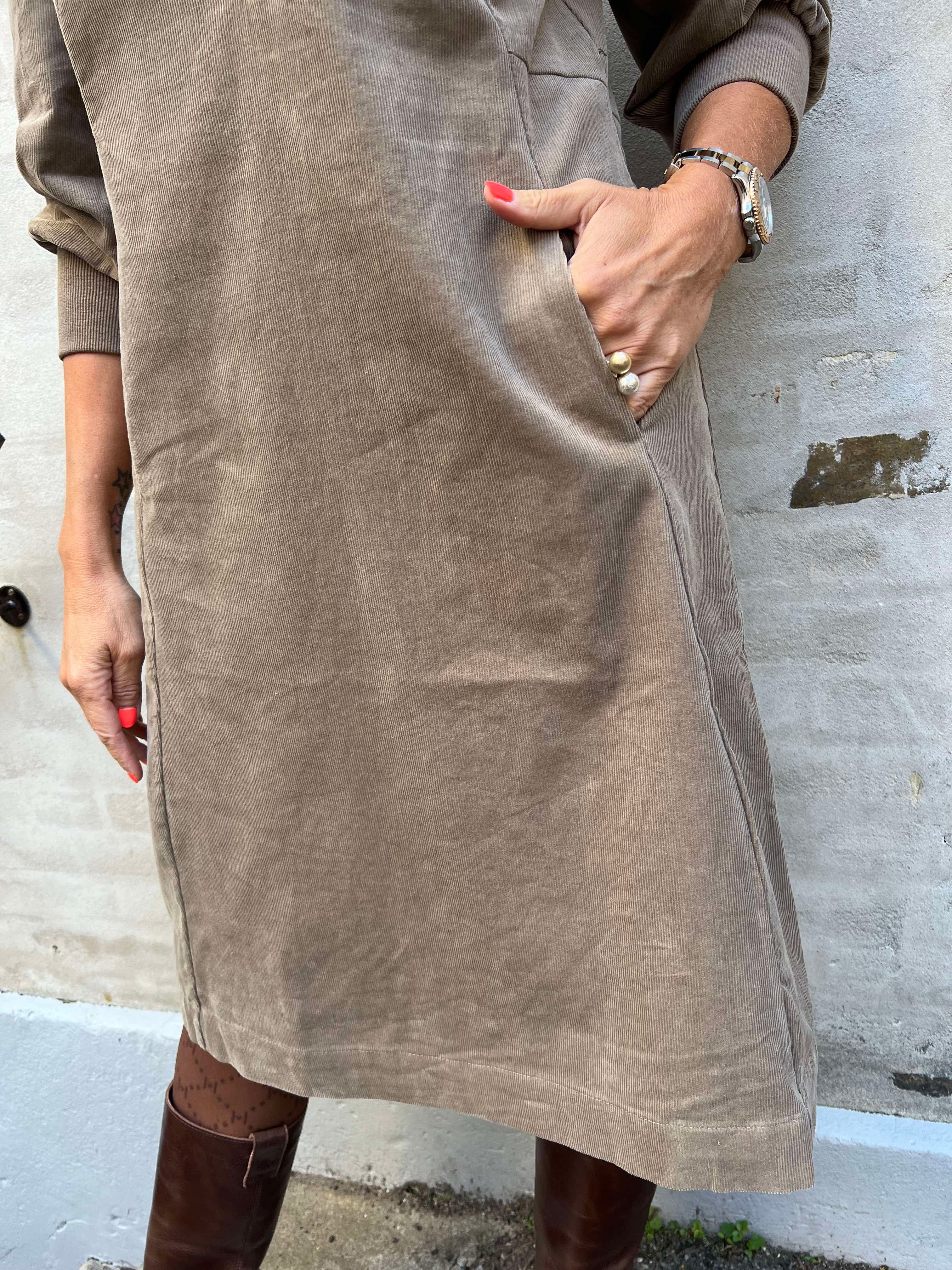 Rhaena Dress - Timber Wolf