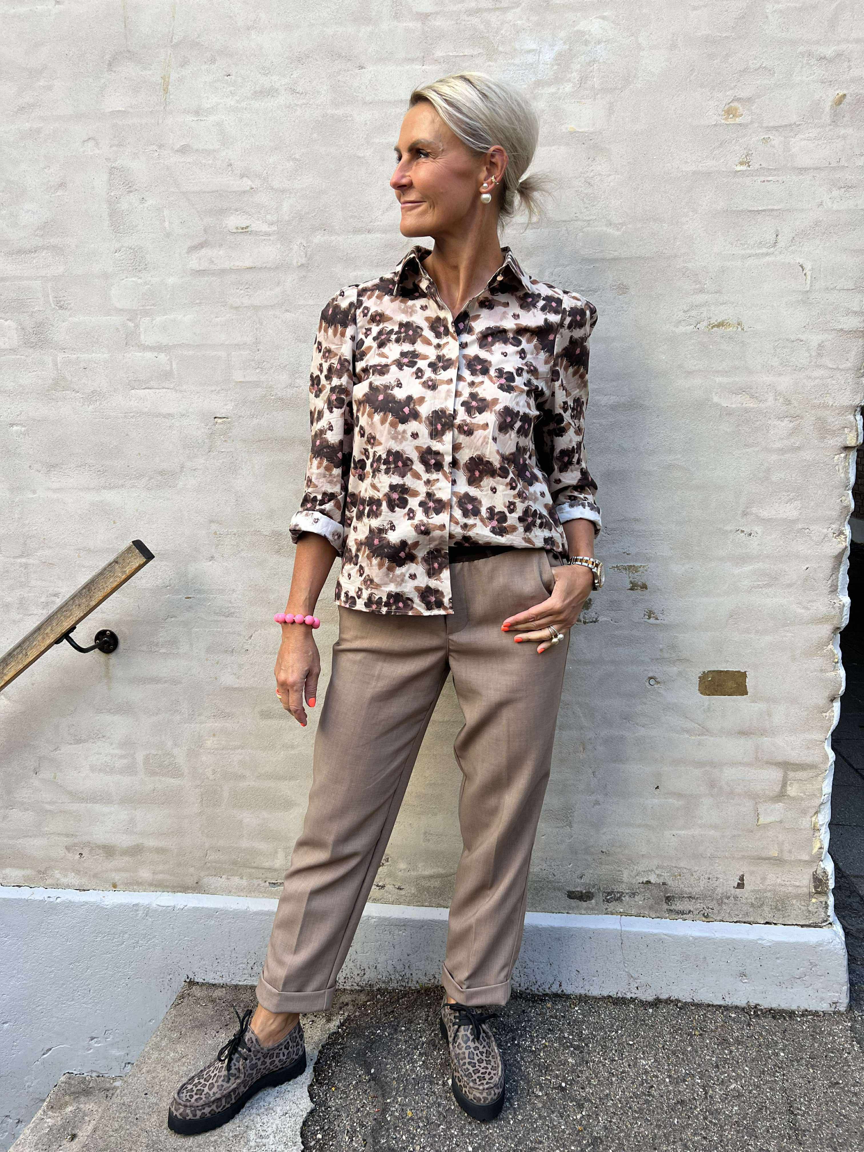 FLORA LS BLOUSE - BROWN BLACK FLOWER