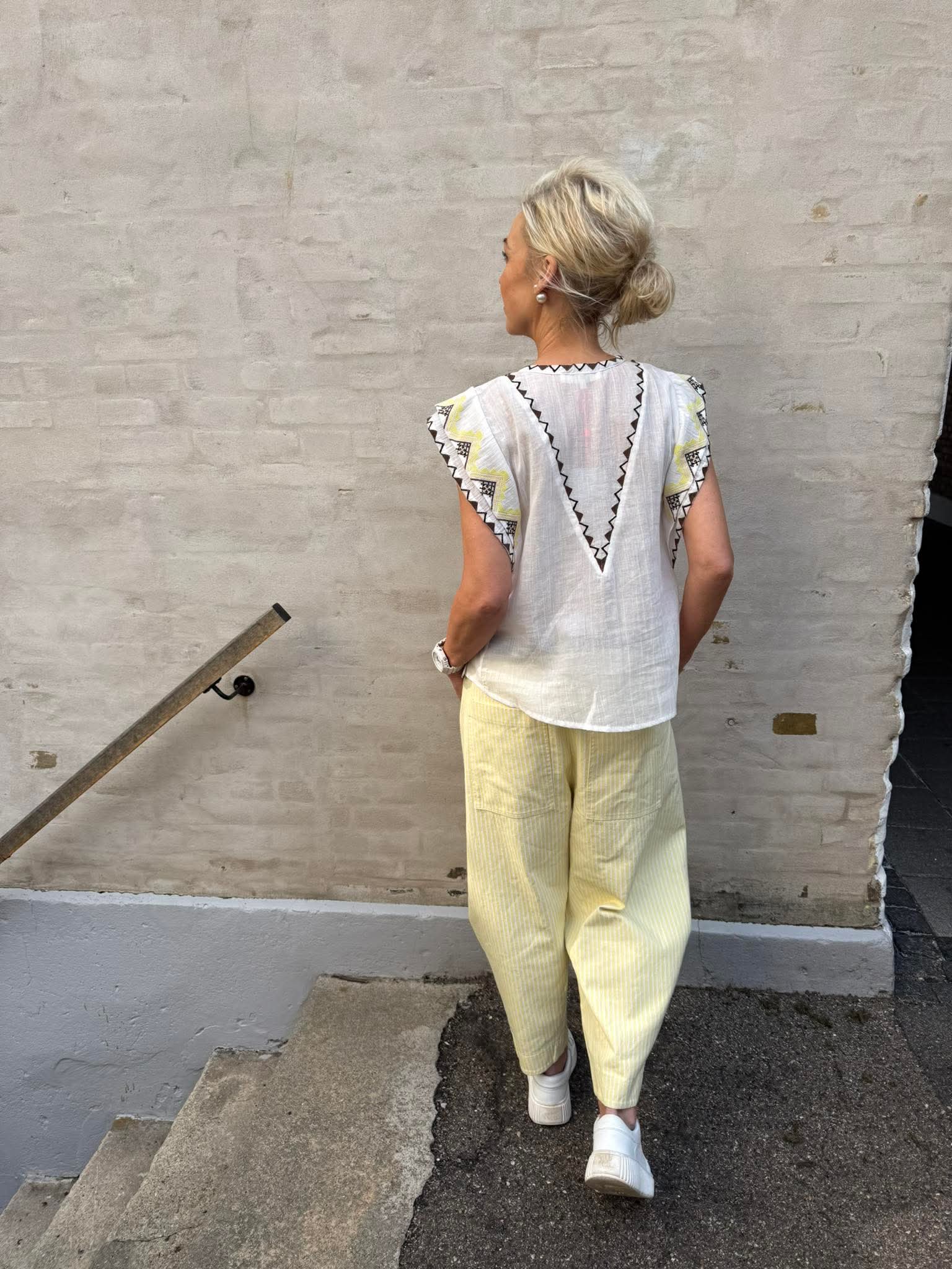 LivGO Blouse - Off White