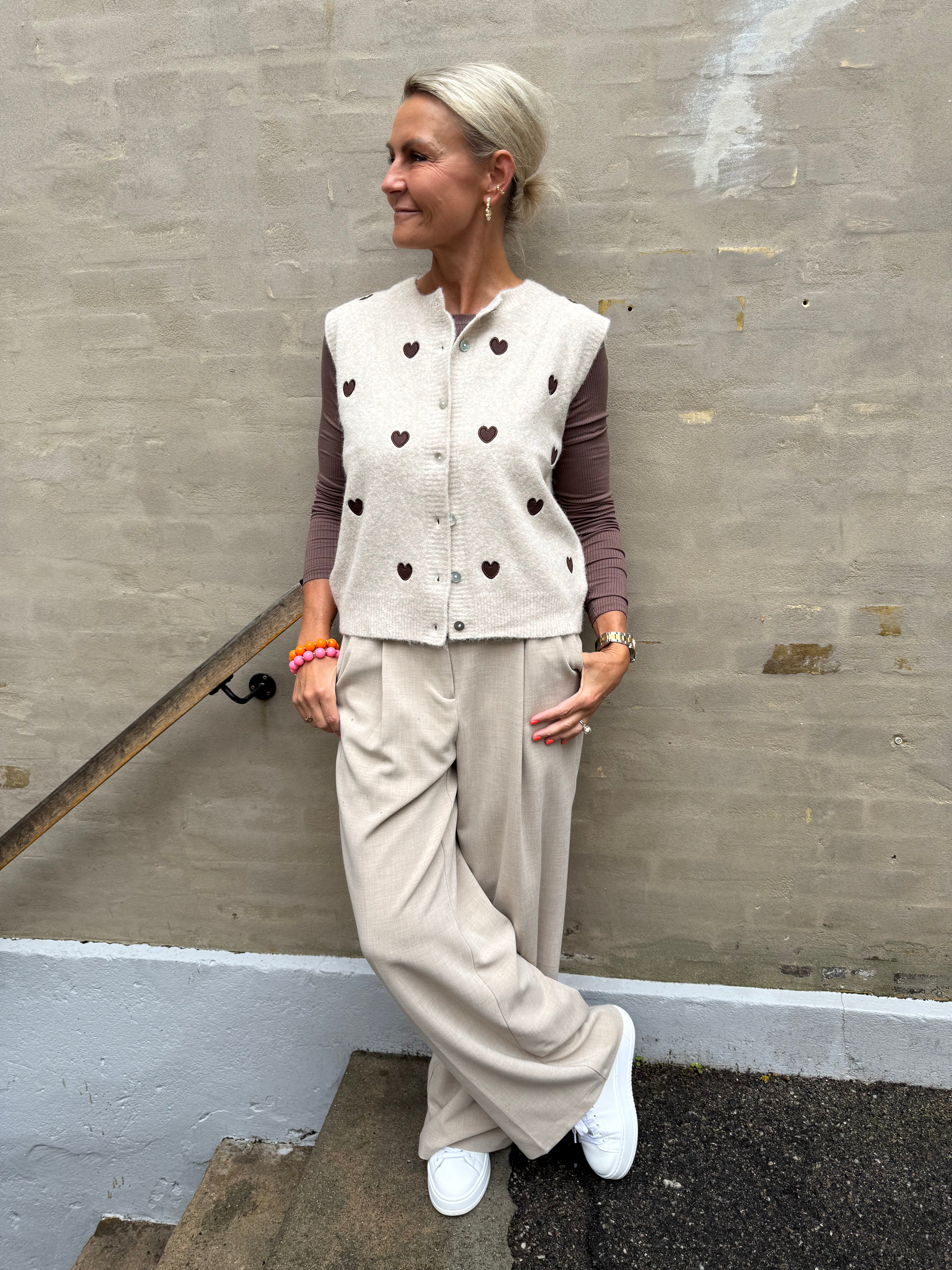 Vigga Vest - Beige Heart