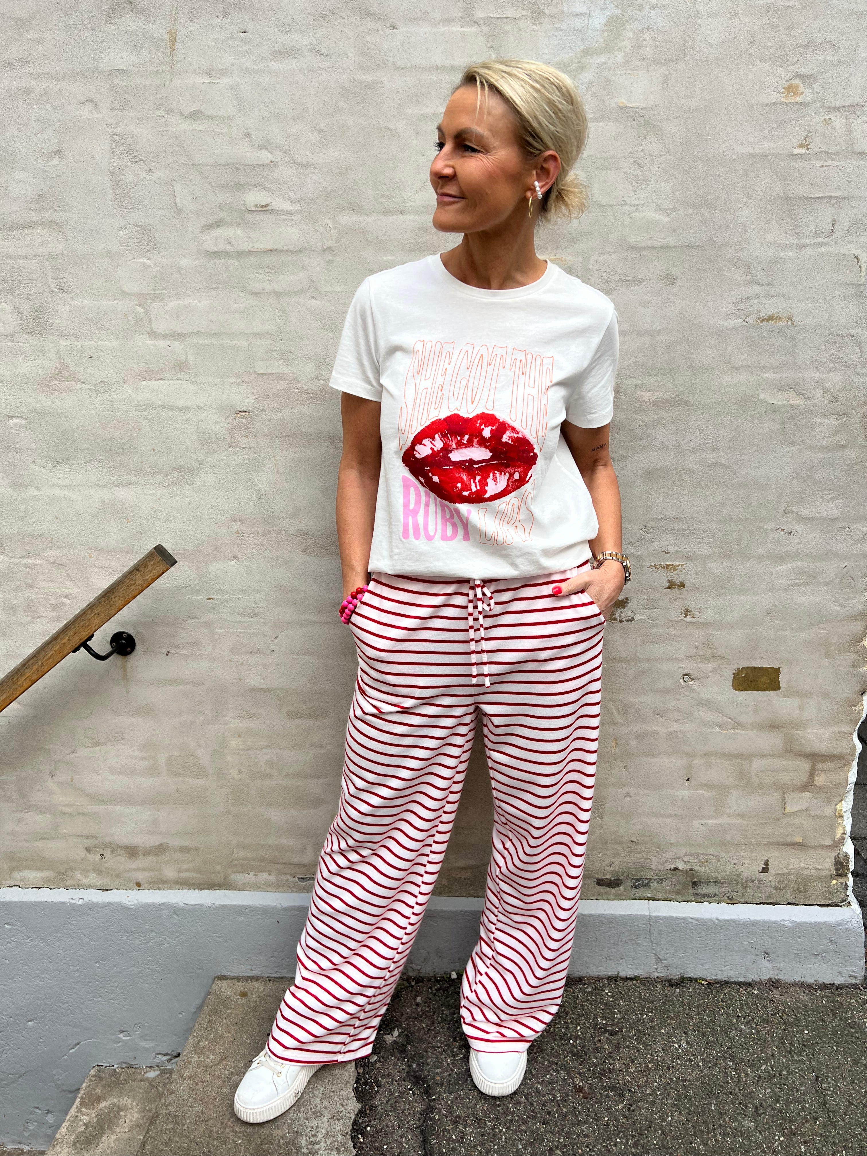 Alma wide pant star white/red stripes