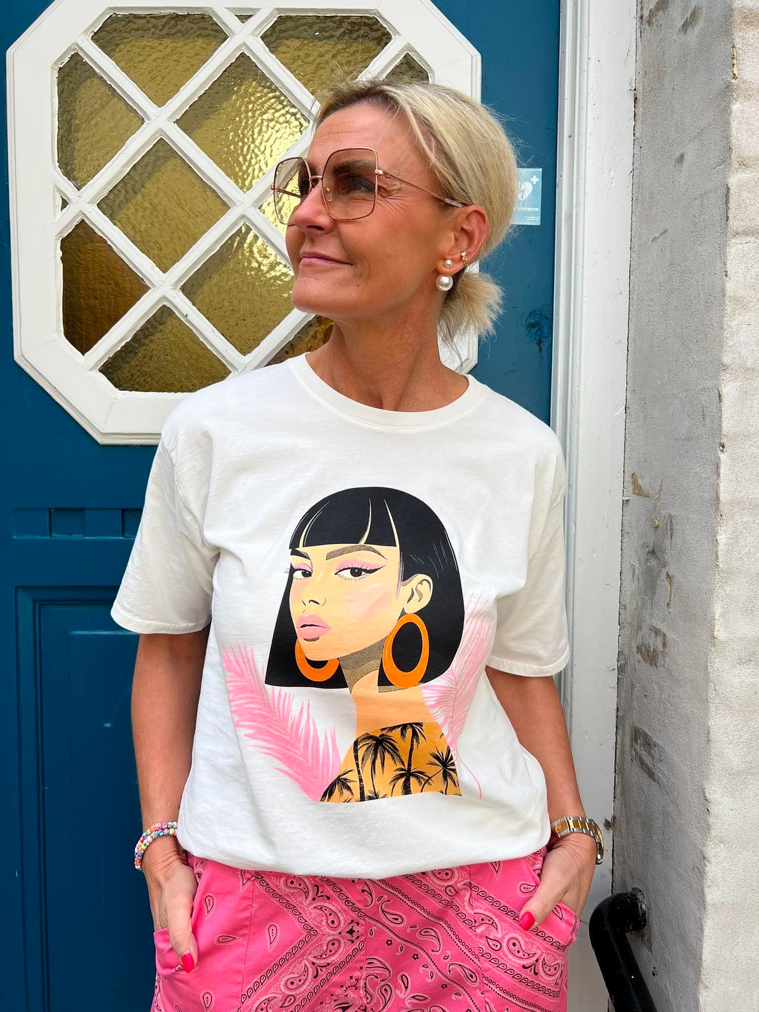 Kleopatra Tee - White/Pink/Orange
