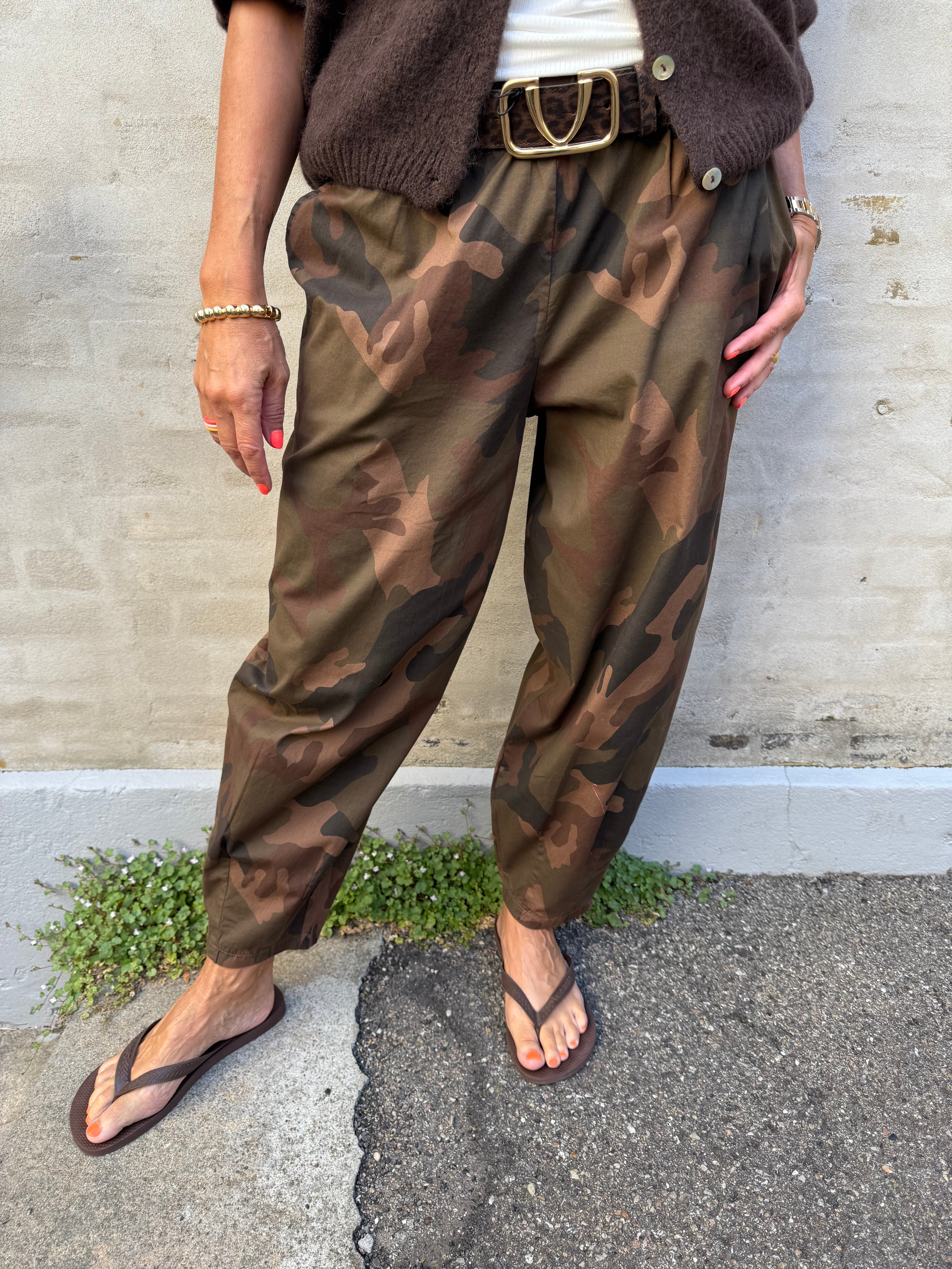 Abbie Barrel Pant - Brown Camou