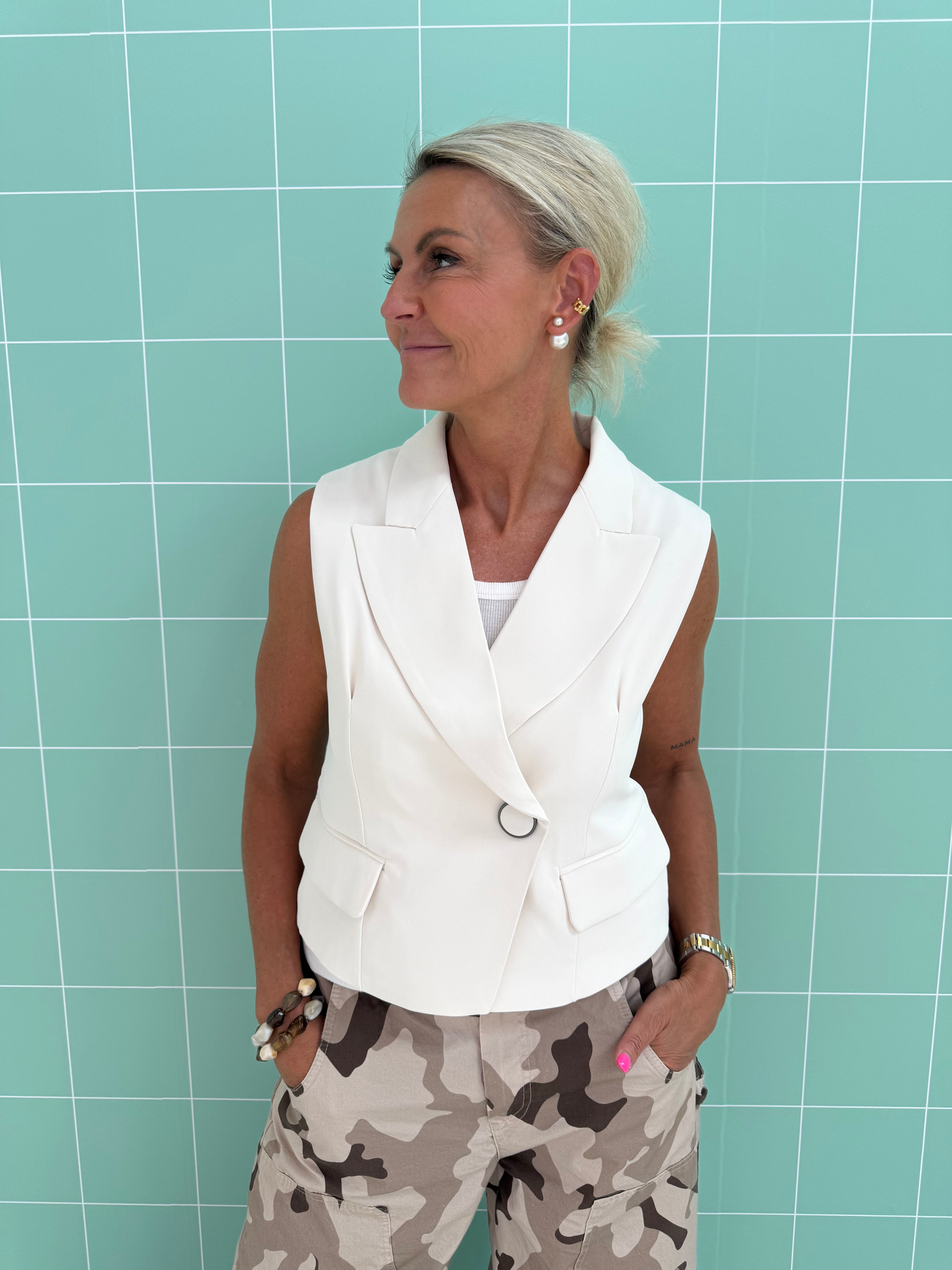 AliniCC Wrap Vest - Bone
