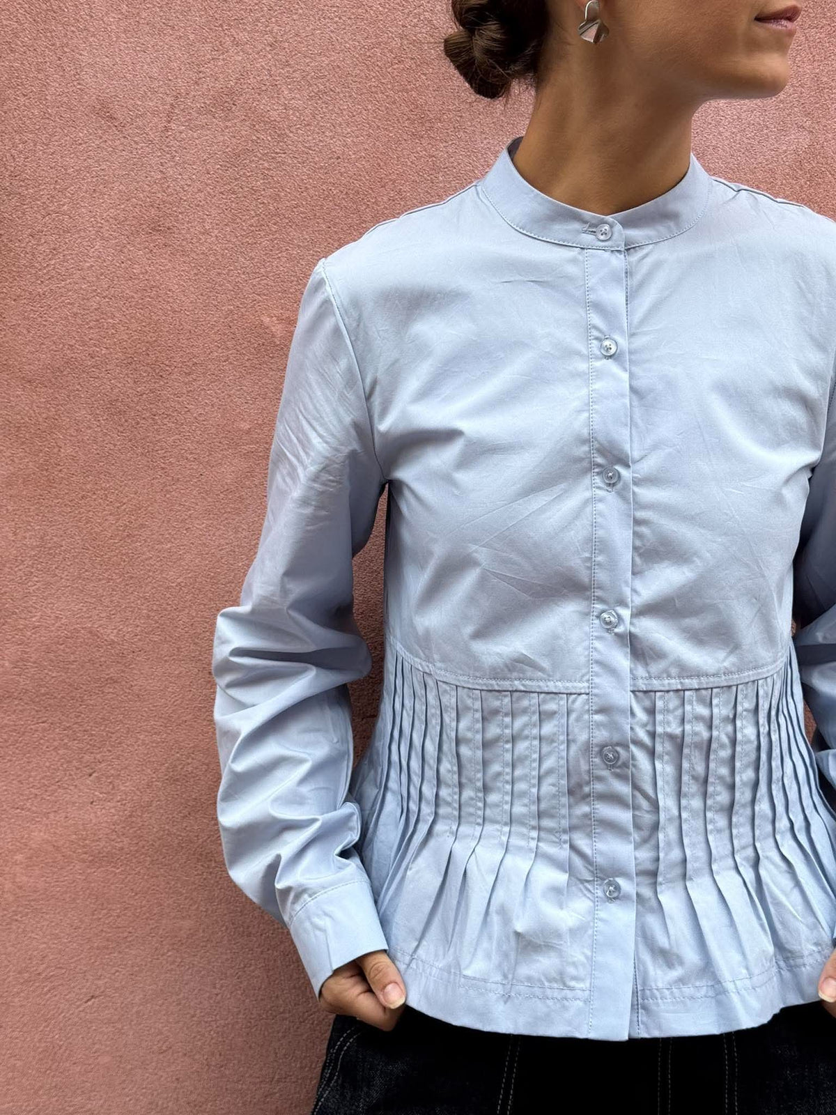 ADONA L/S REG. PLEAT SHIRT - Kentucky Blue