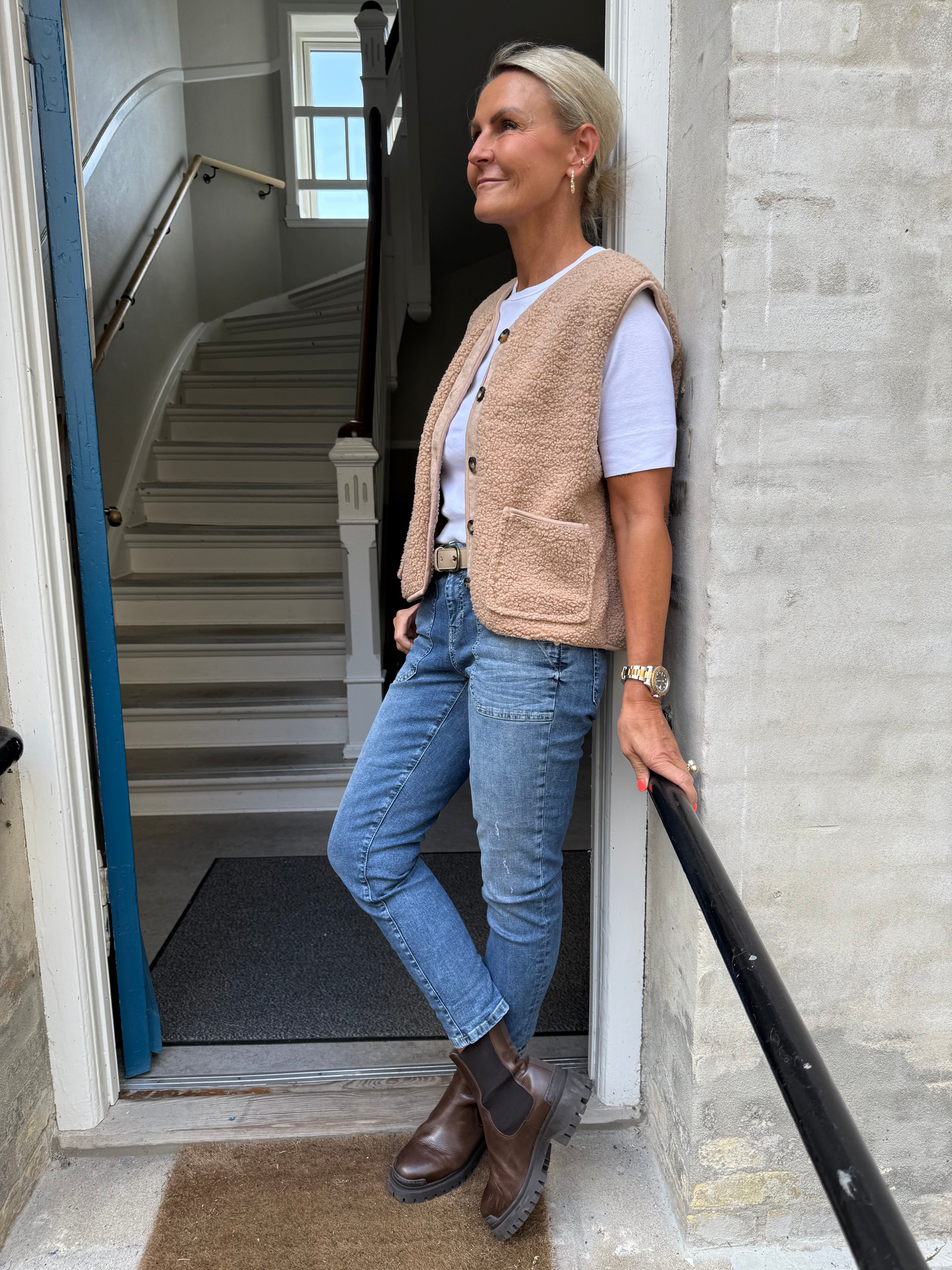 PREORDER-Emmie Vest - Camel