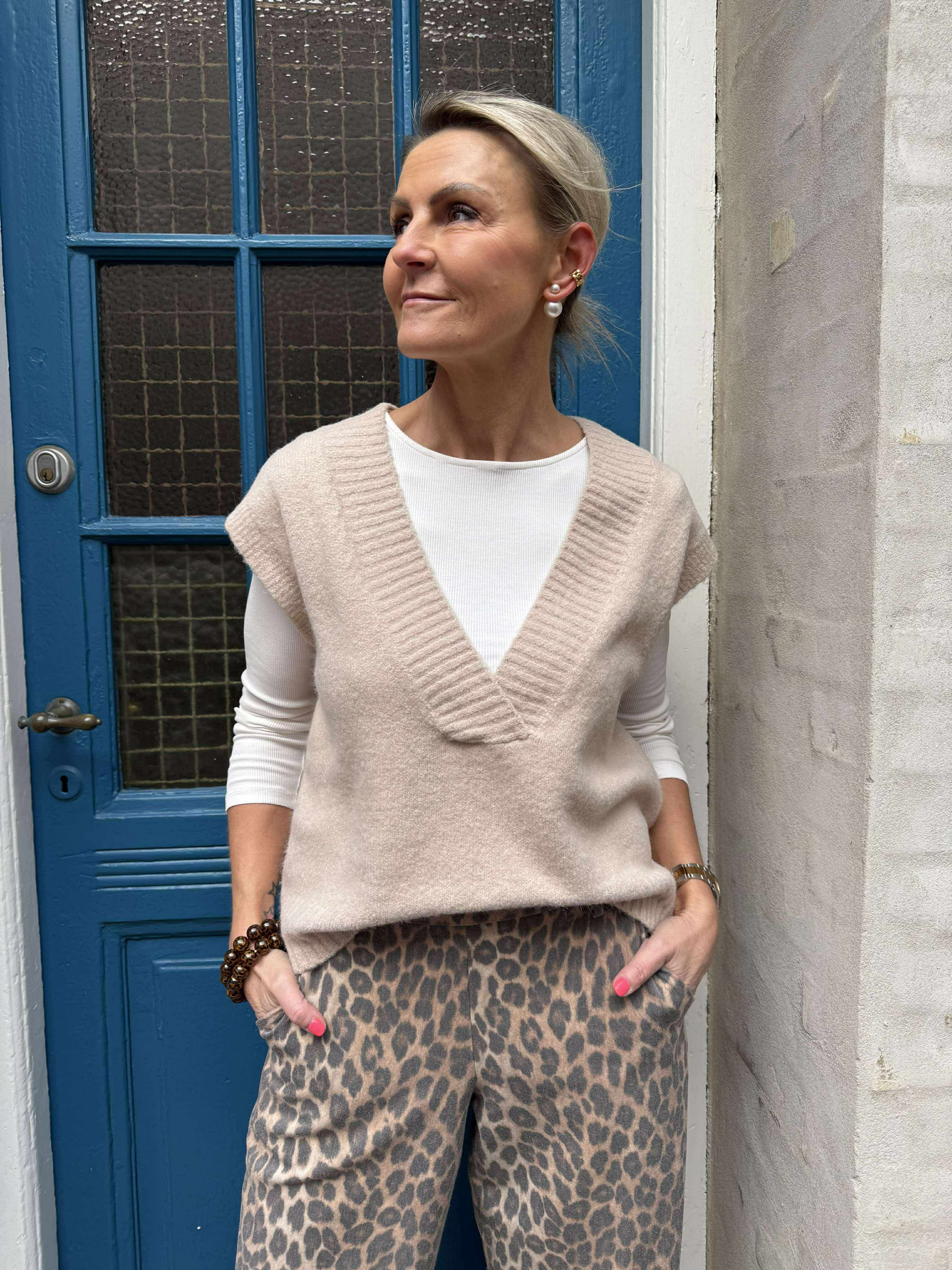 Lila Knit Vest - Beige