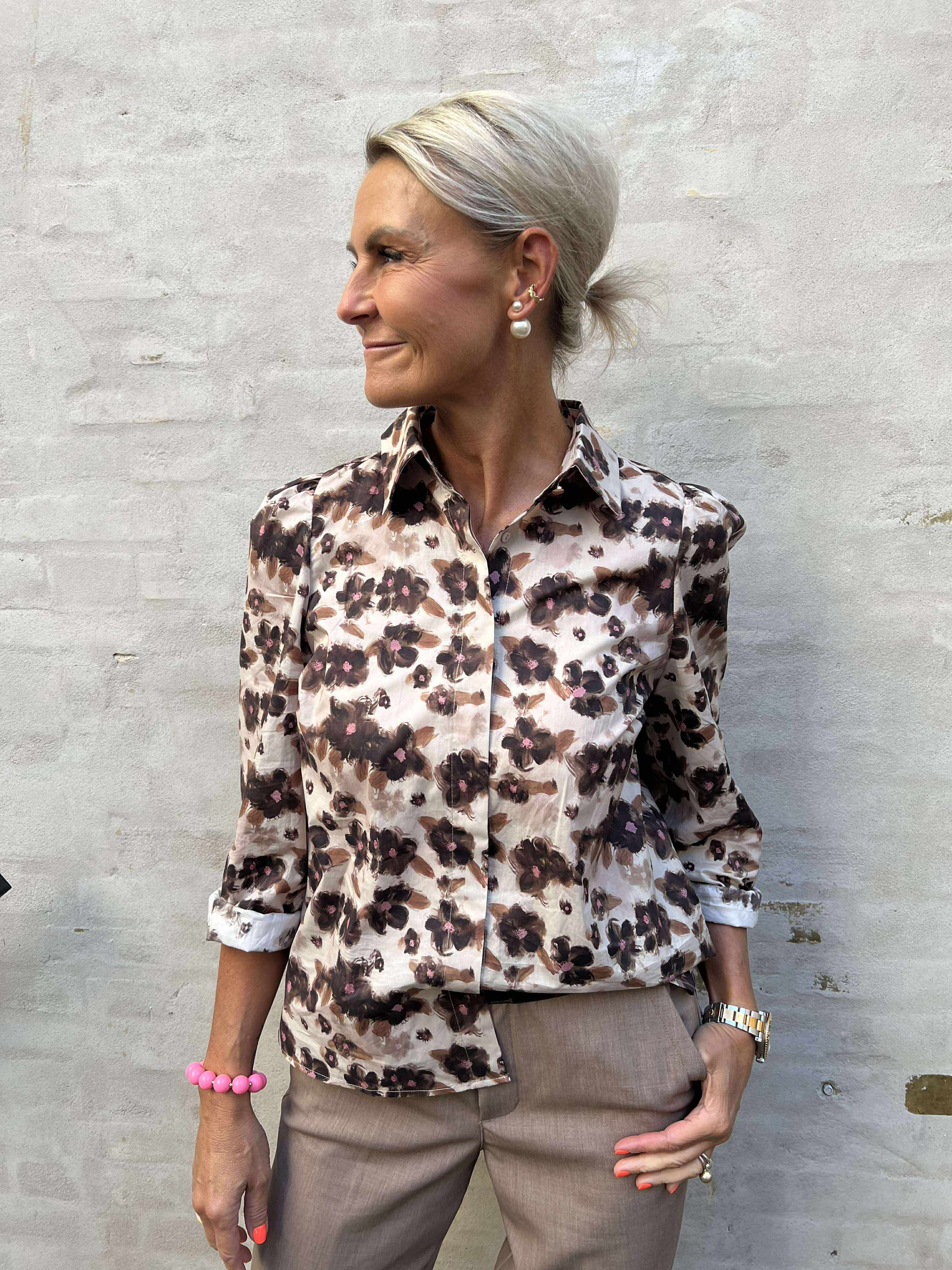 FLORA LS BLOUSE - BROWN BLACK FLOWER