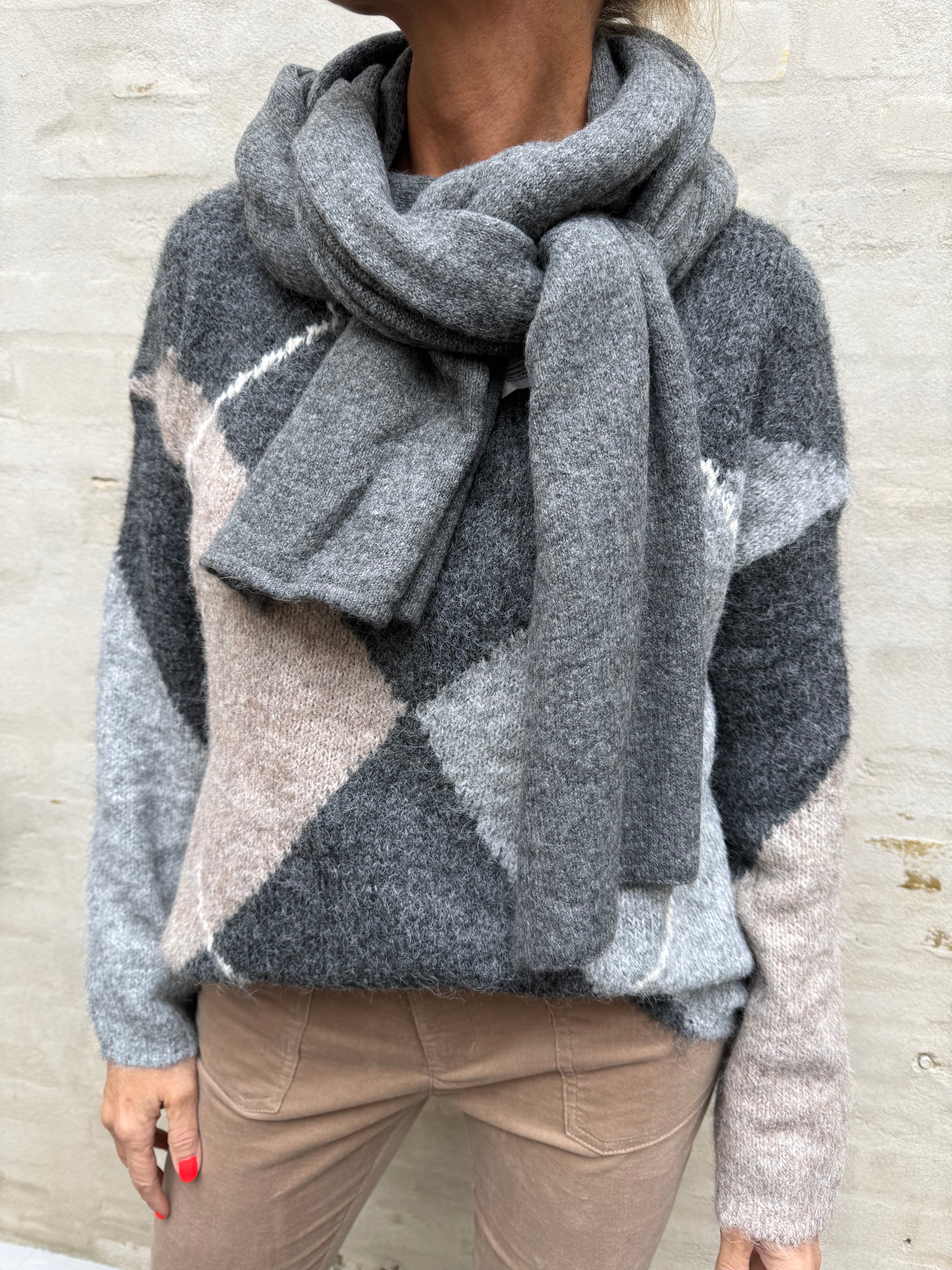 ELANORA LONG SCARF - Dark Grey Melange