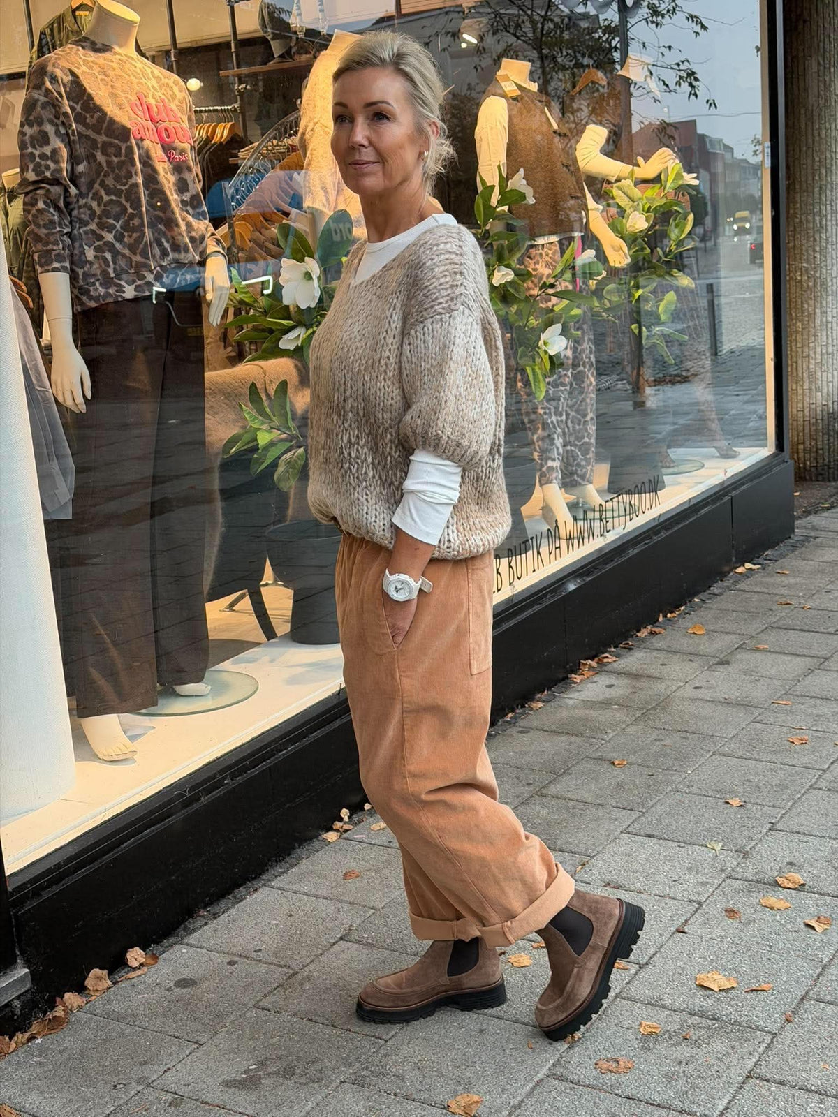 Paola Corduroy Pants - Biscuit