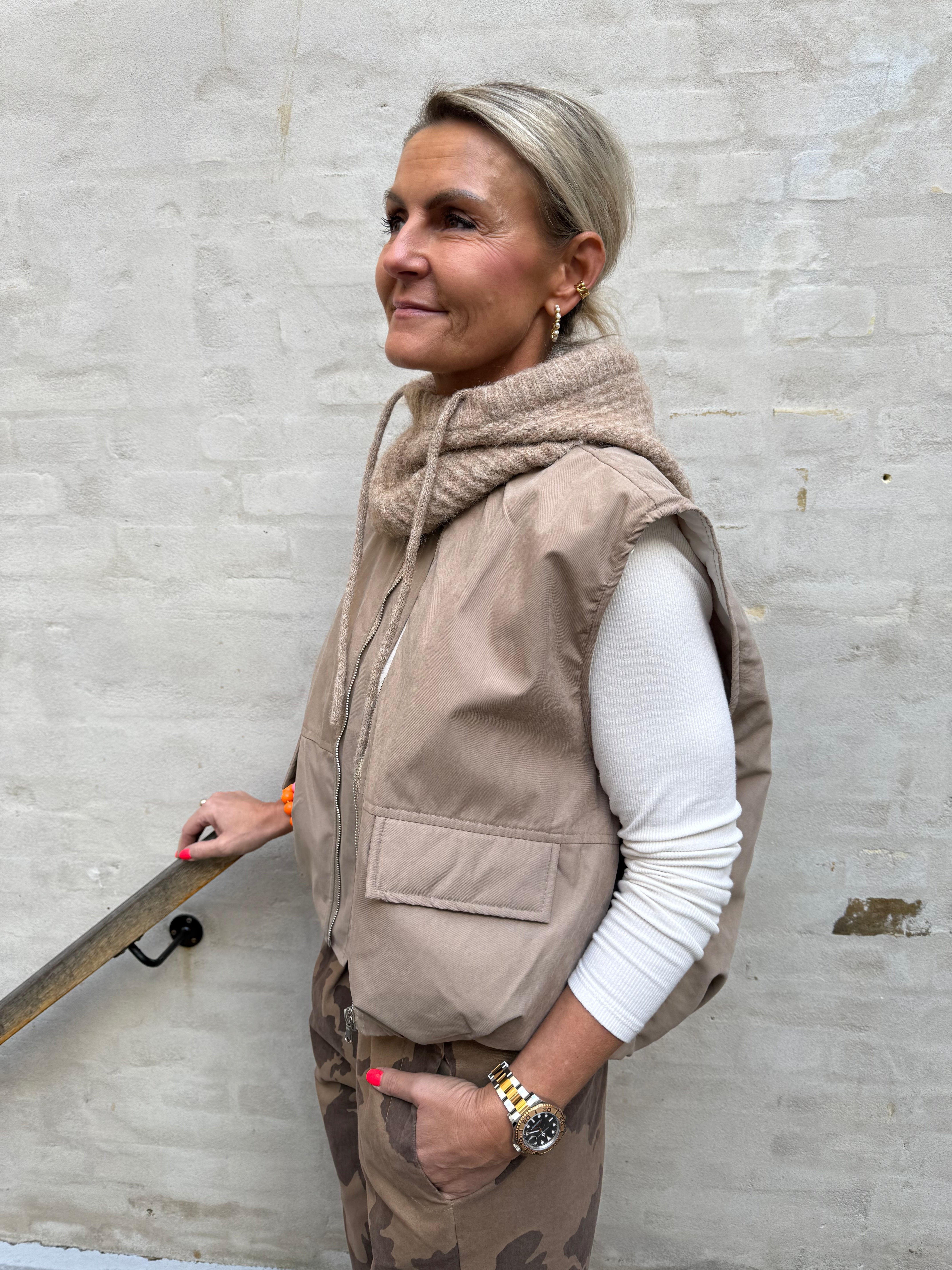 Lumina Vest - Beige